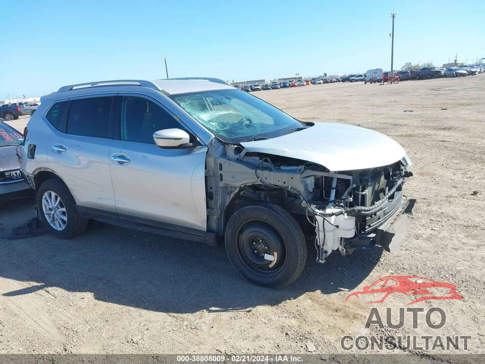 NISSAN ROGUE 2018 - 5N1AT2MV2JC700482