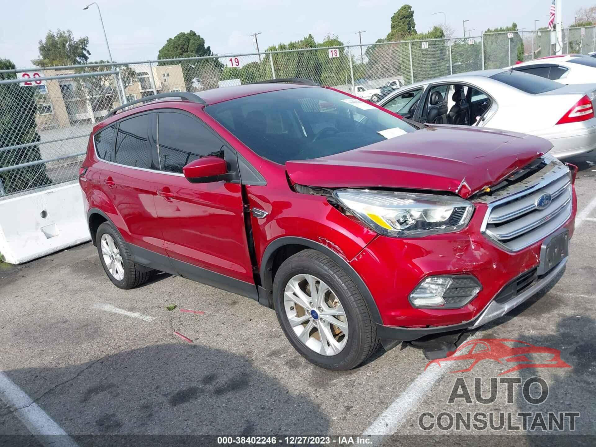 FORD ESCAPE 2018 - 1FMCU0HD3JUD37499