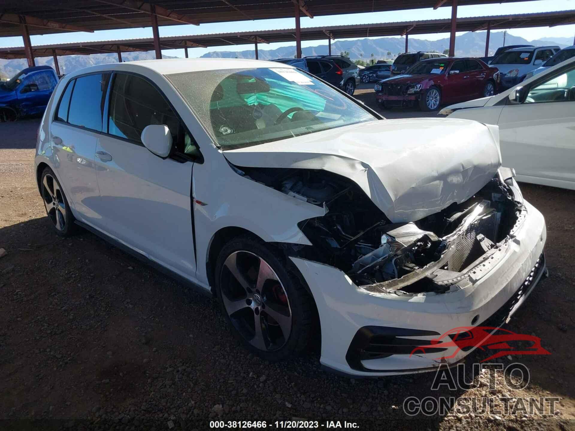 VOLKSWAGEN GOLF GTI 2018 - 3VW547AU1JM261699