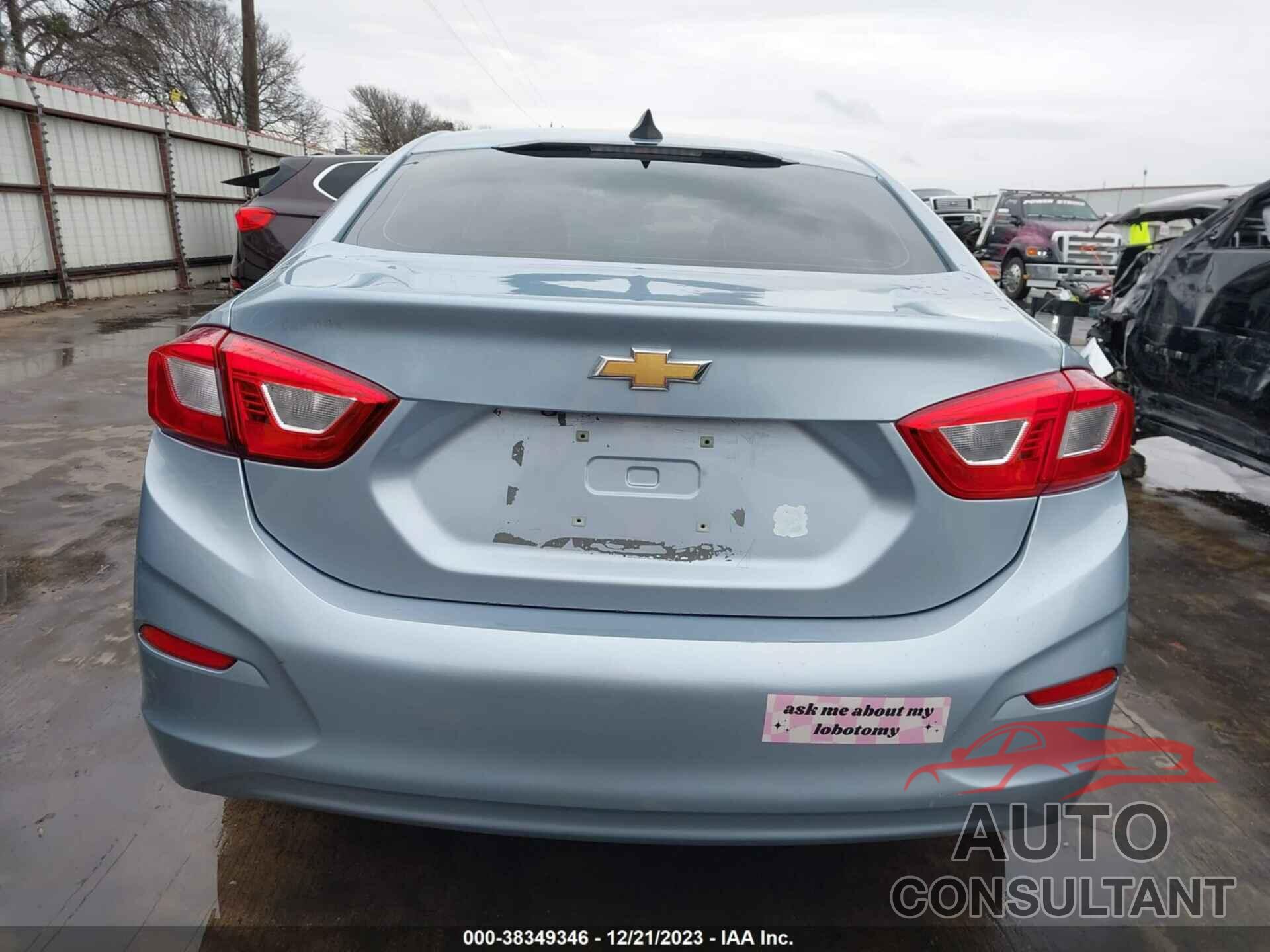 CHEVROLET CRUZE 2018 - 1G1BC5SM7J7130906