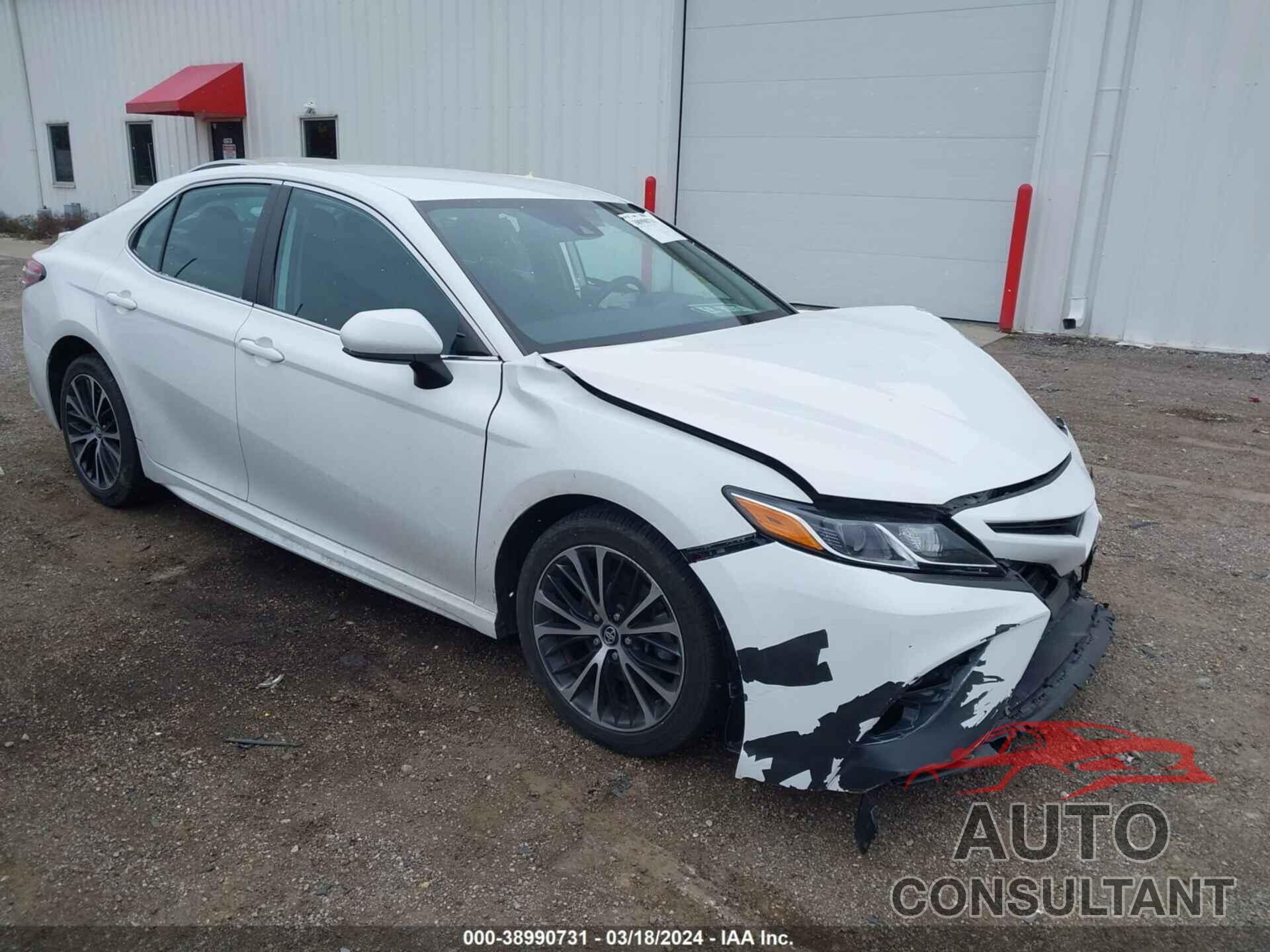 TOYOTA CAMRY 2020 - 4T1G11AK1LU859771