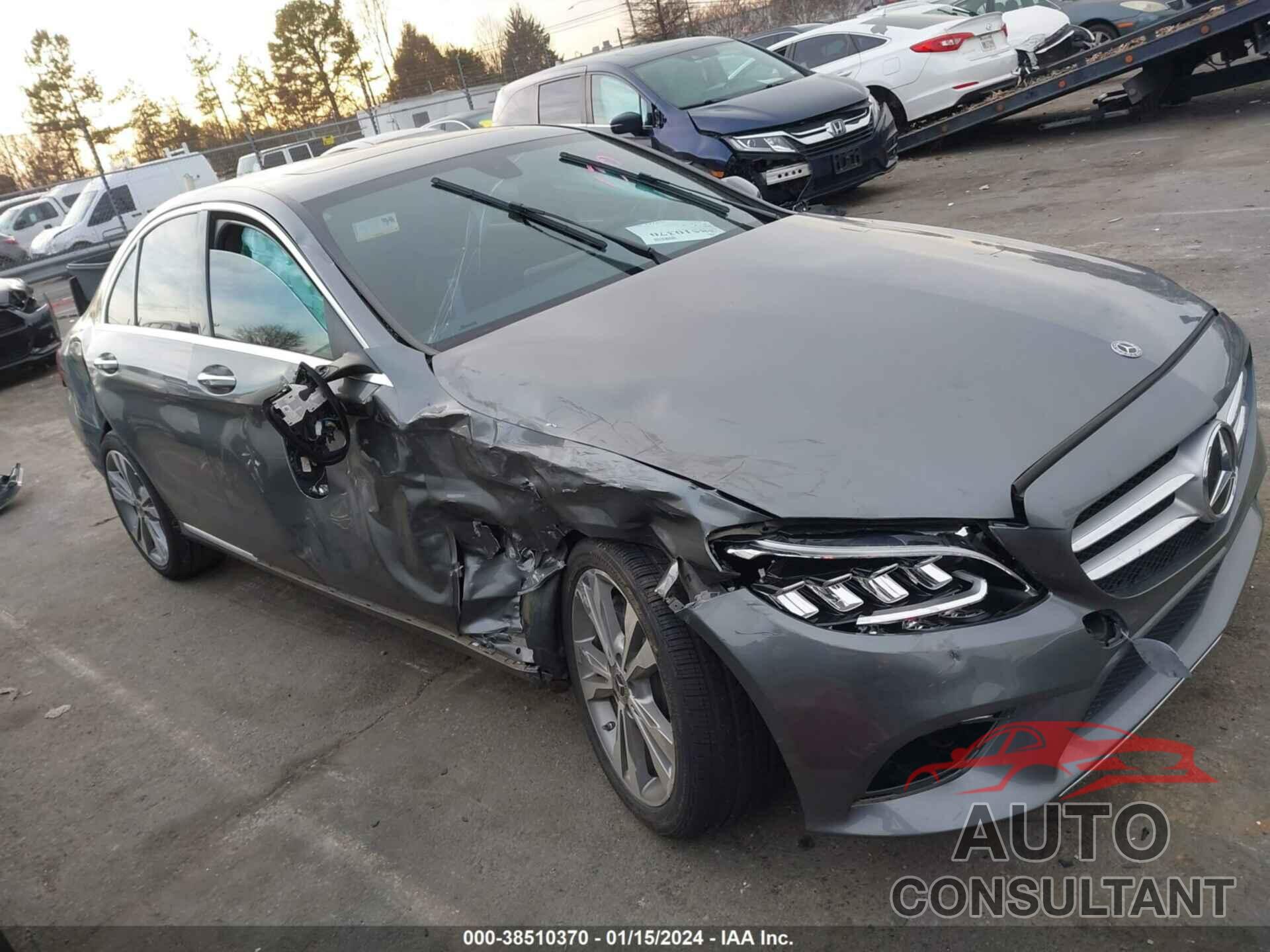 MERCEDES-BENZ C 300 2019 - 55SWF8DB8KU301301