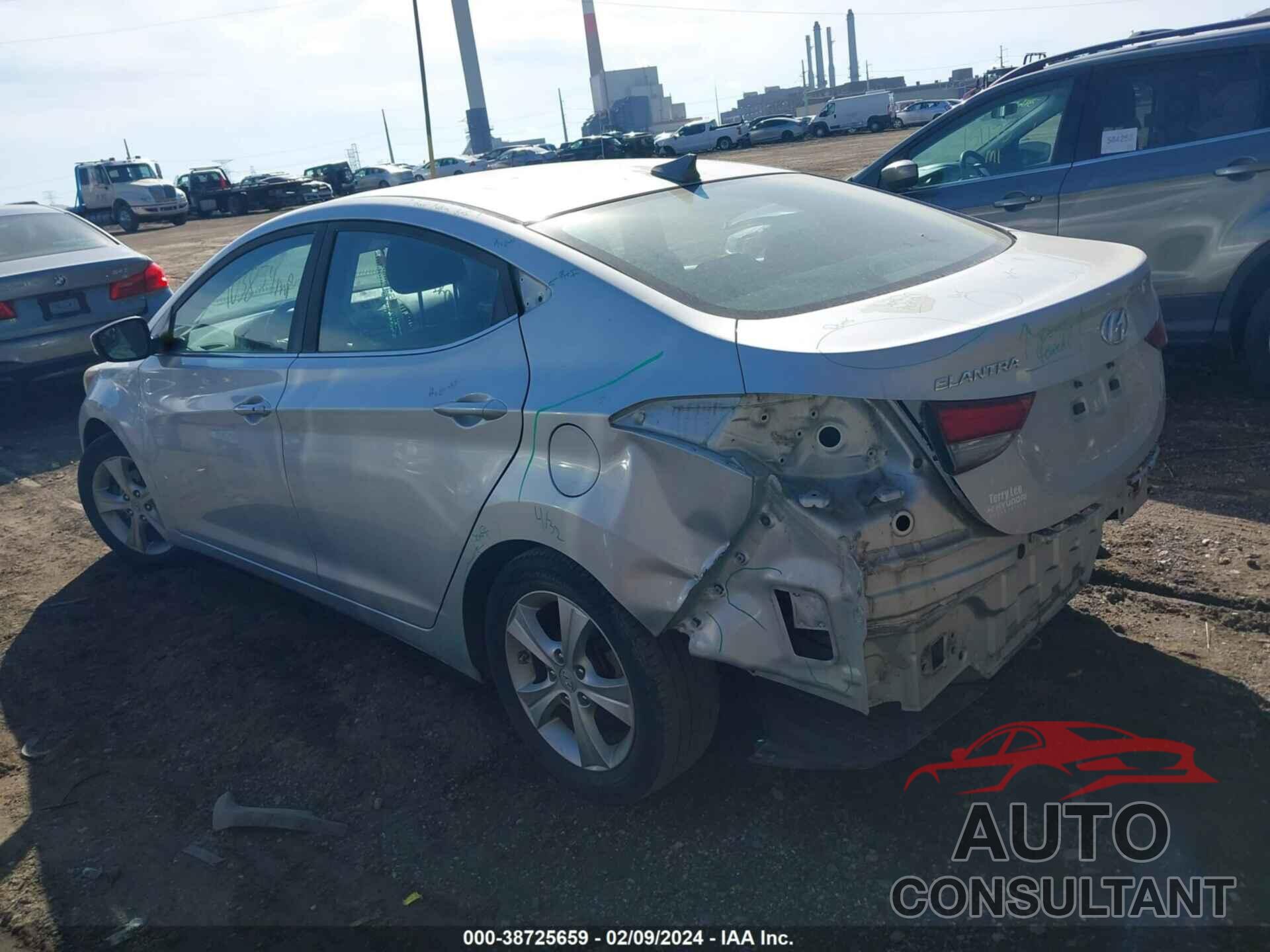 HYUNDAI ELANTRA 2016 - KMHDH4AE3GU566387