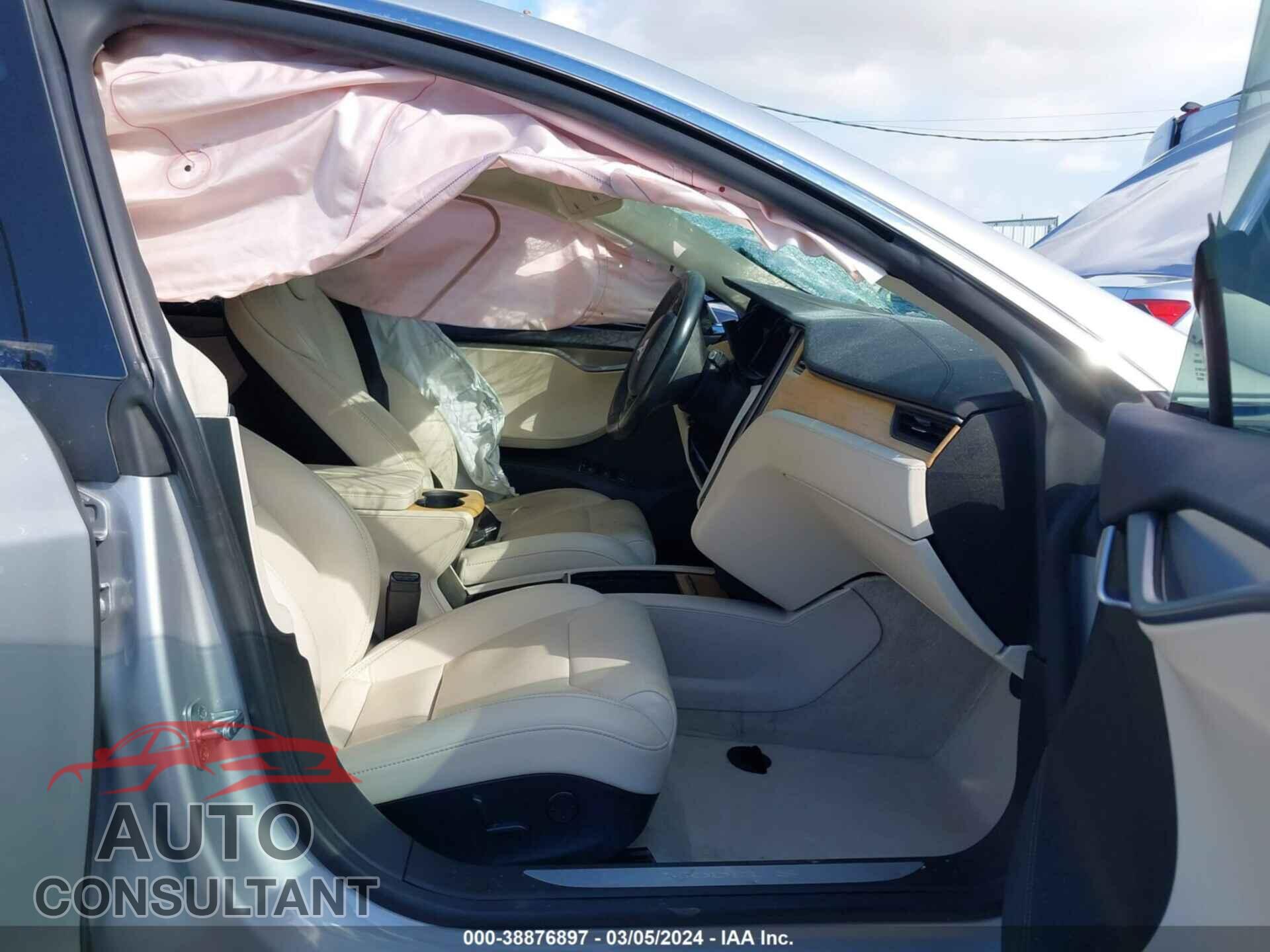 TESLA MODEL S 2018 - 5YJSA1E20JF282598