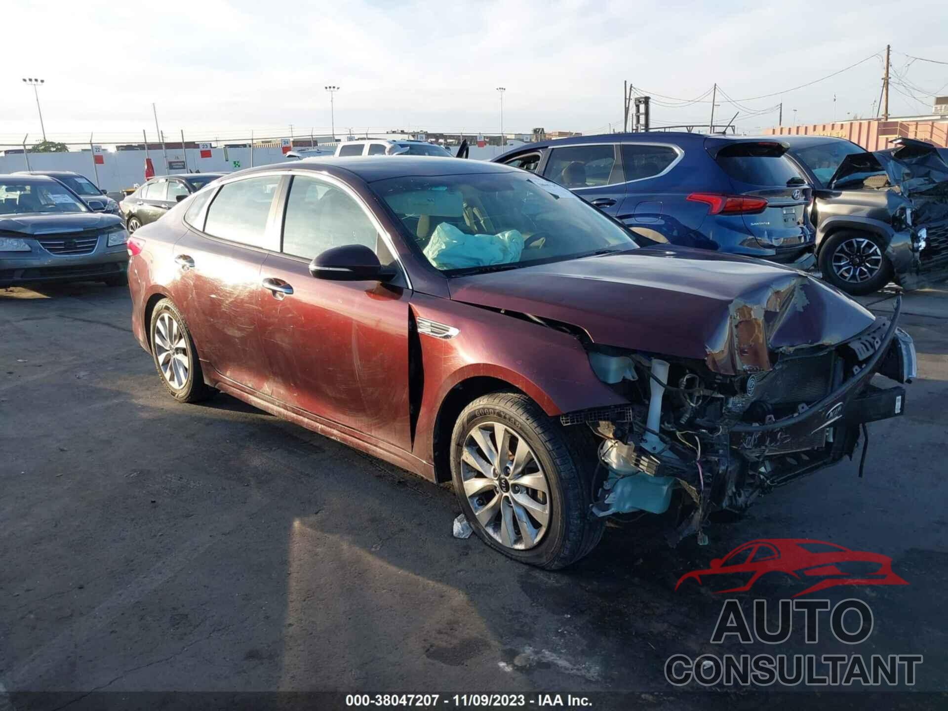 KIA OPTIMA 2018 - 5XXGT4L32JG260189