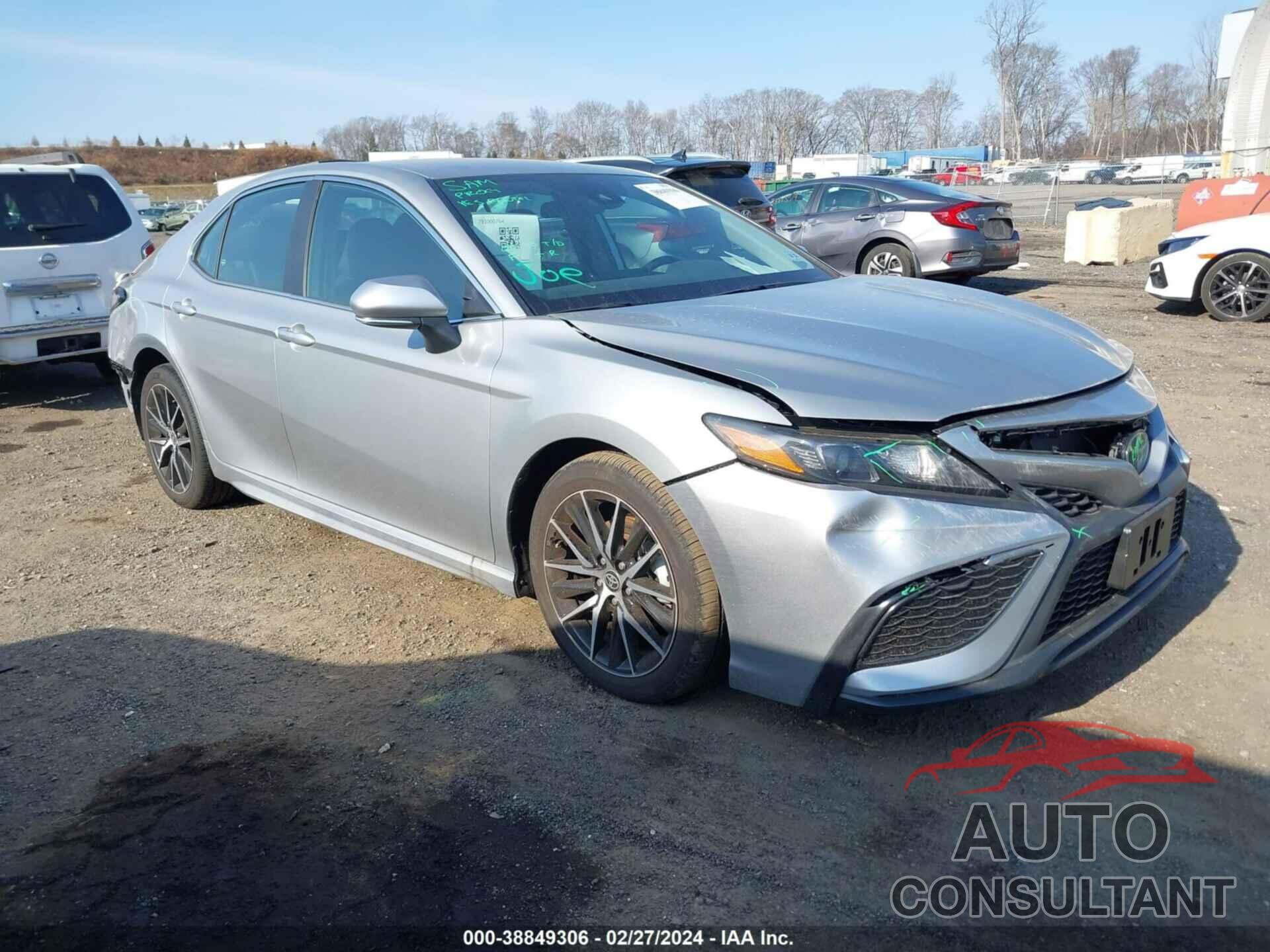 TOYOTA CAMRY 2024 - 4T1G11BK8RU110571