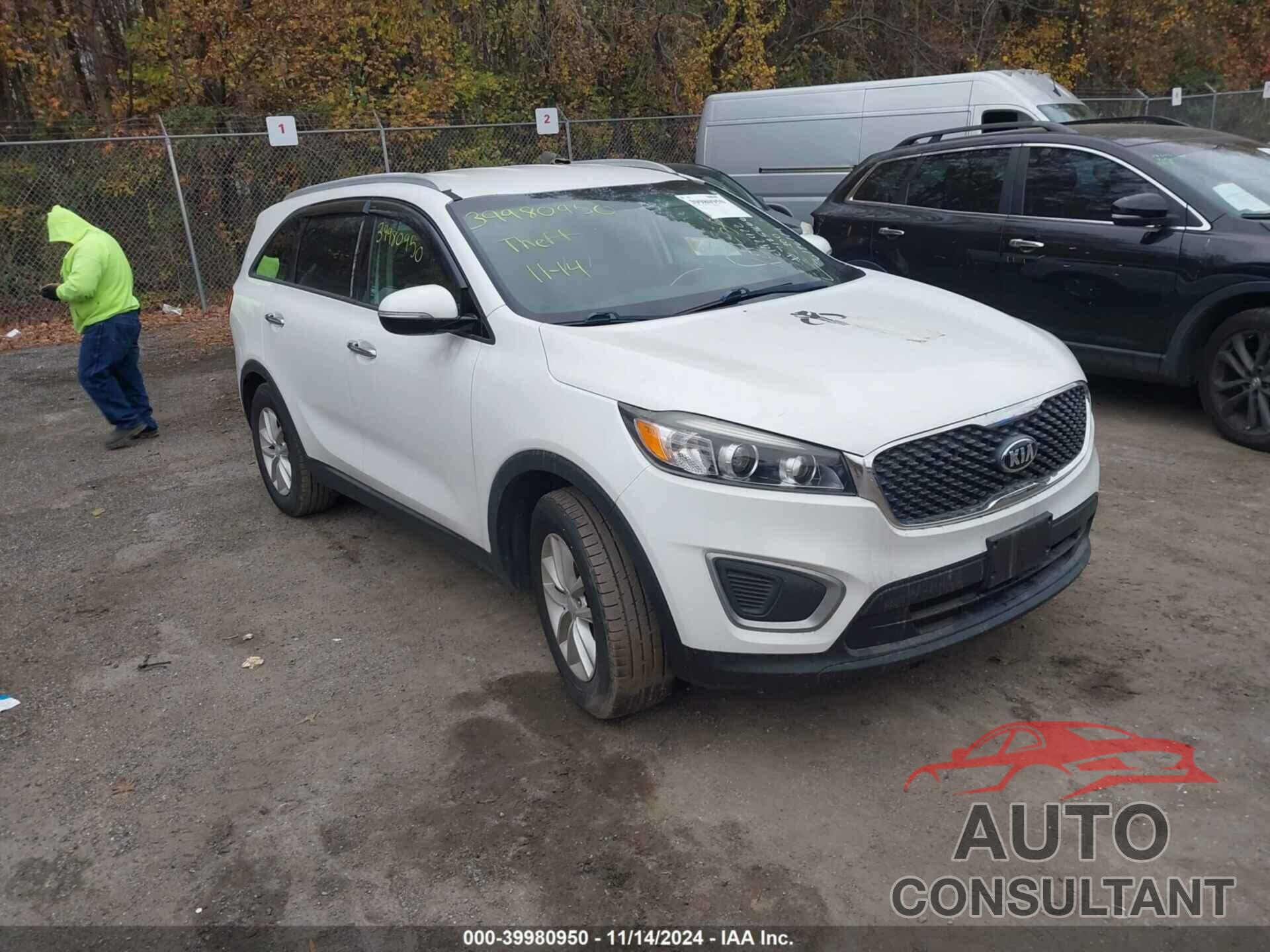 KIA SORENTO 2018 - 5XYPG4A34JG432371