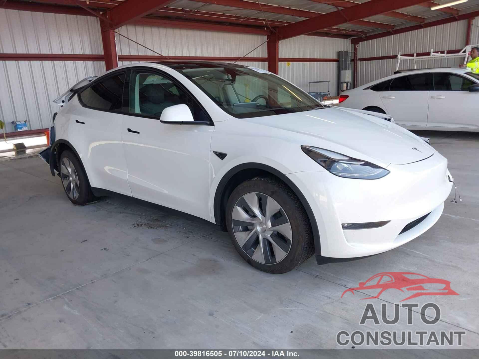 TESLA MODEL Y 2023 - 7SAYGDEE1PF738088