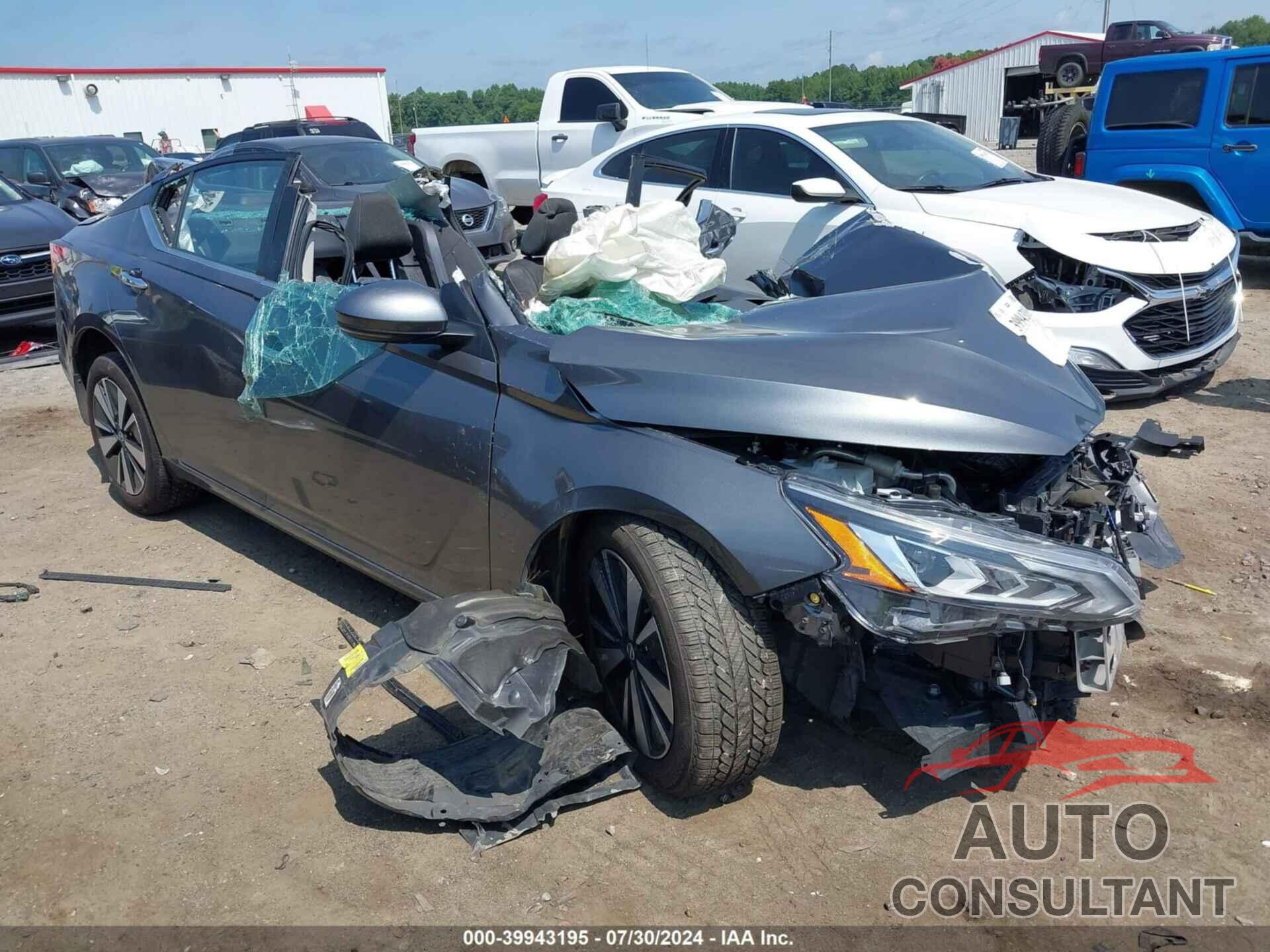 NISSAN ALTIMA 2022 - 1N4BL4DV5NN330696