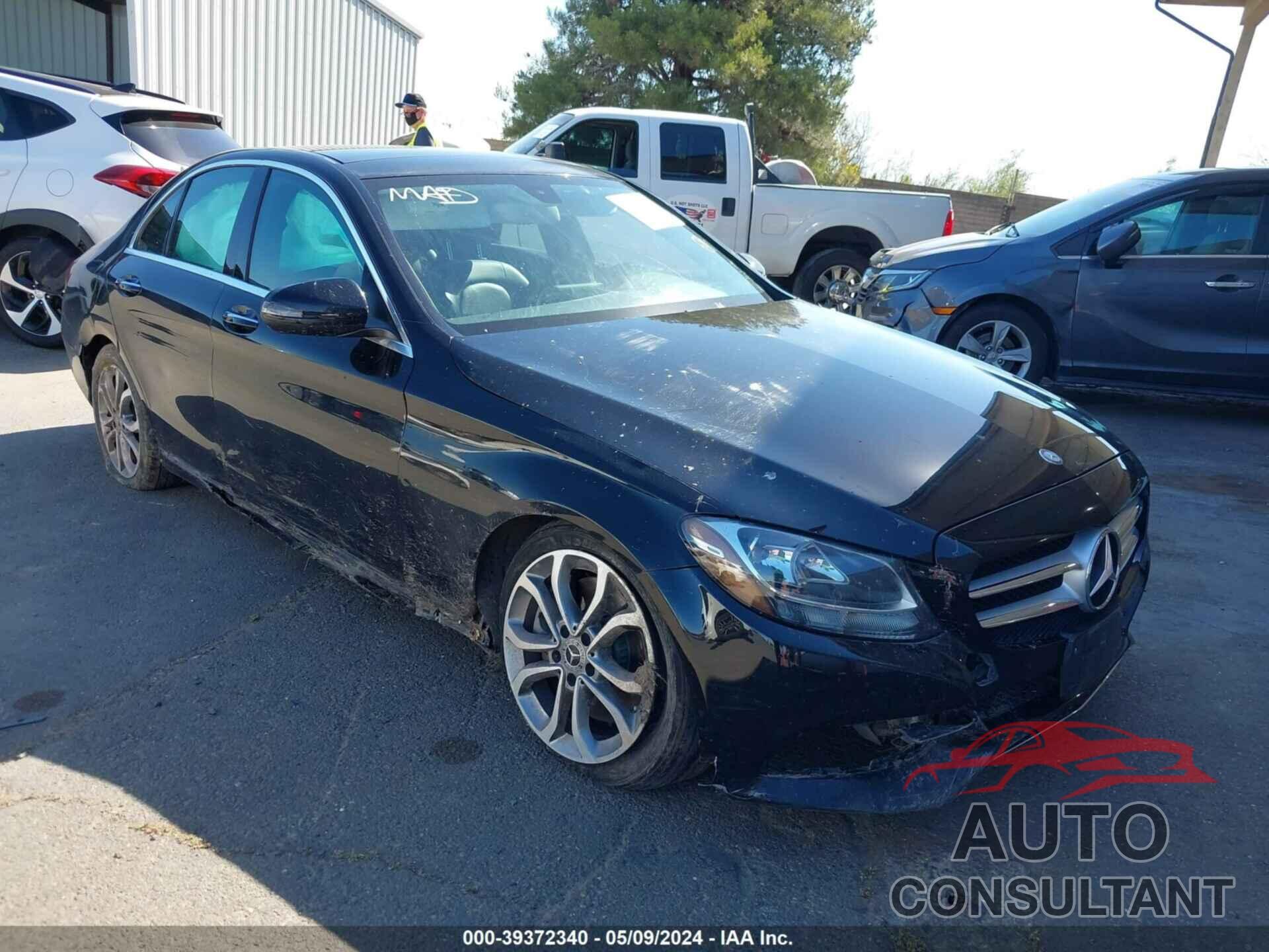 MERCEDES-BENZ C 300 2017 - 55SWF4KB1HU217101