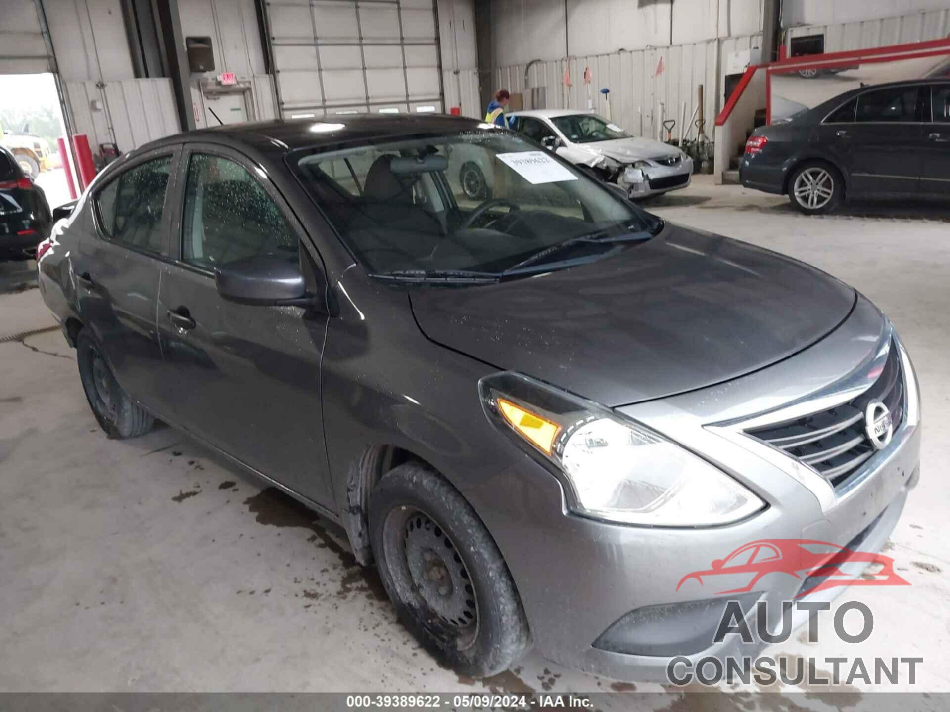 NISSAN VERSA 2017 - 3N1CN7AP4HL806590