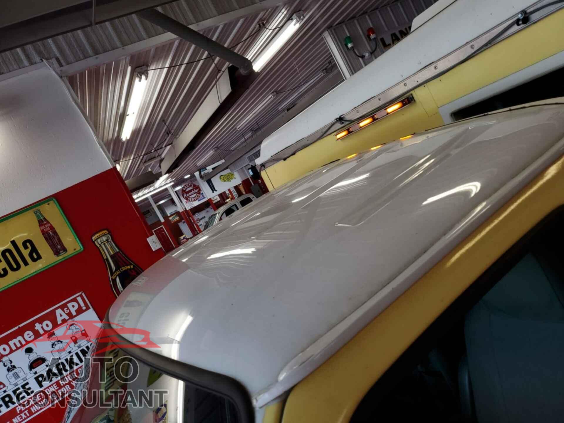 FORD ECONOLINE 2017 - 1FDXE4FS5HDC68607