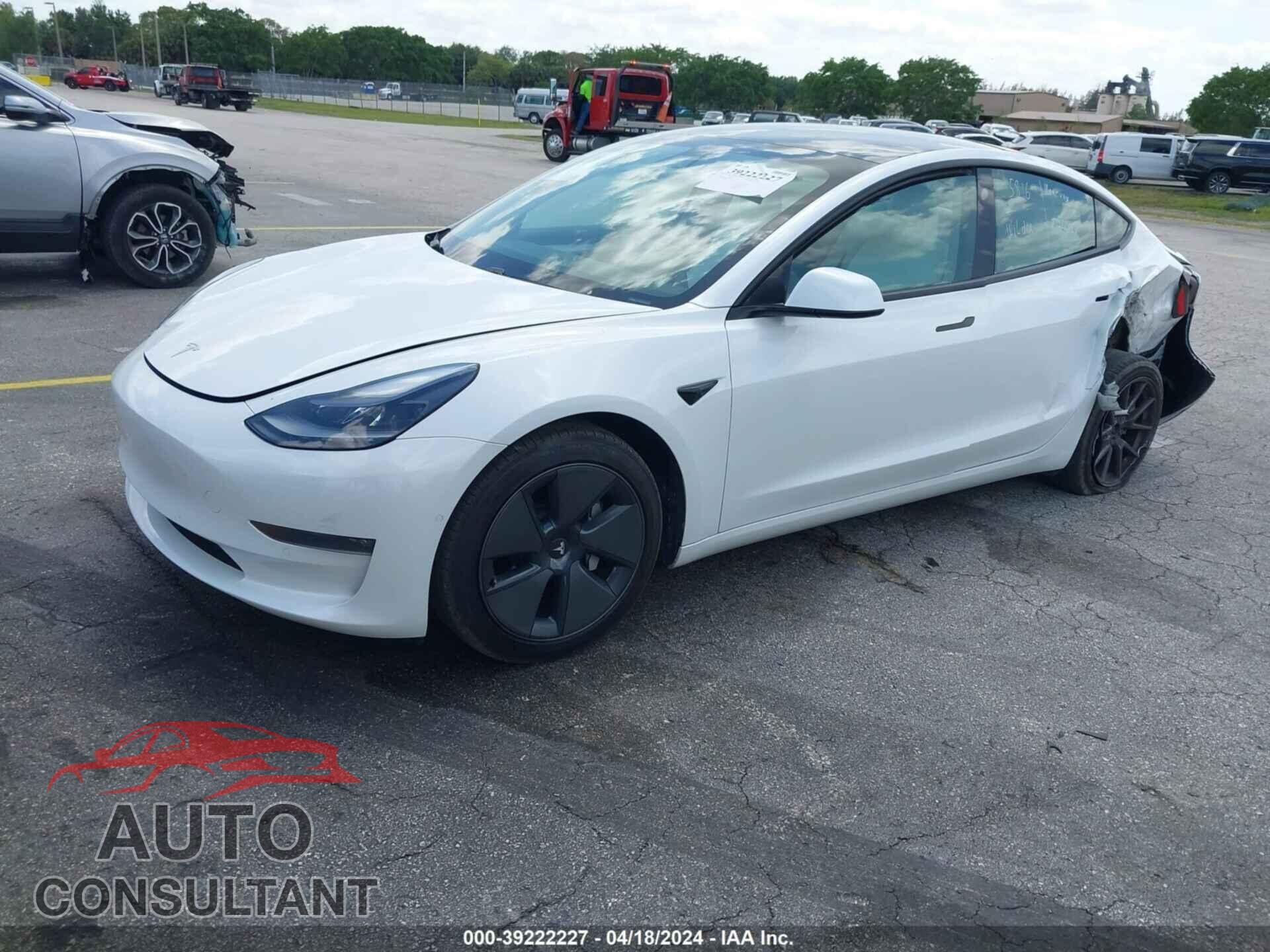 TESLA MODEL 3 2021 - 5YJ3E1EB5MF026423