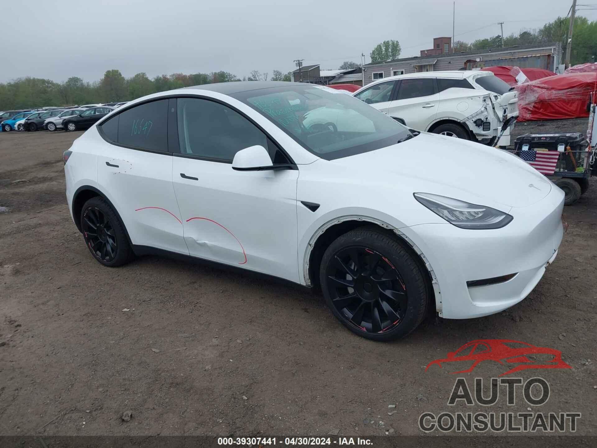 TESLA MODEL Y 2023 - 7SAYGDEE1PA059922