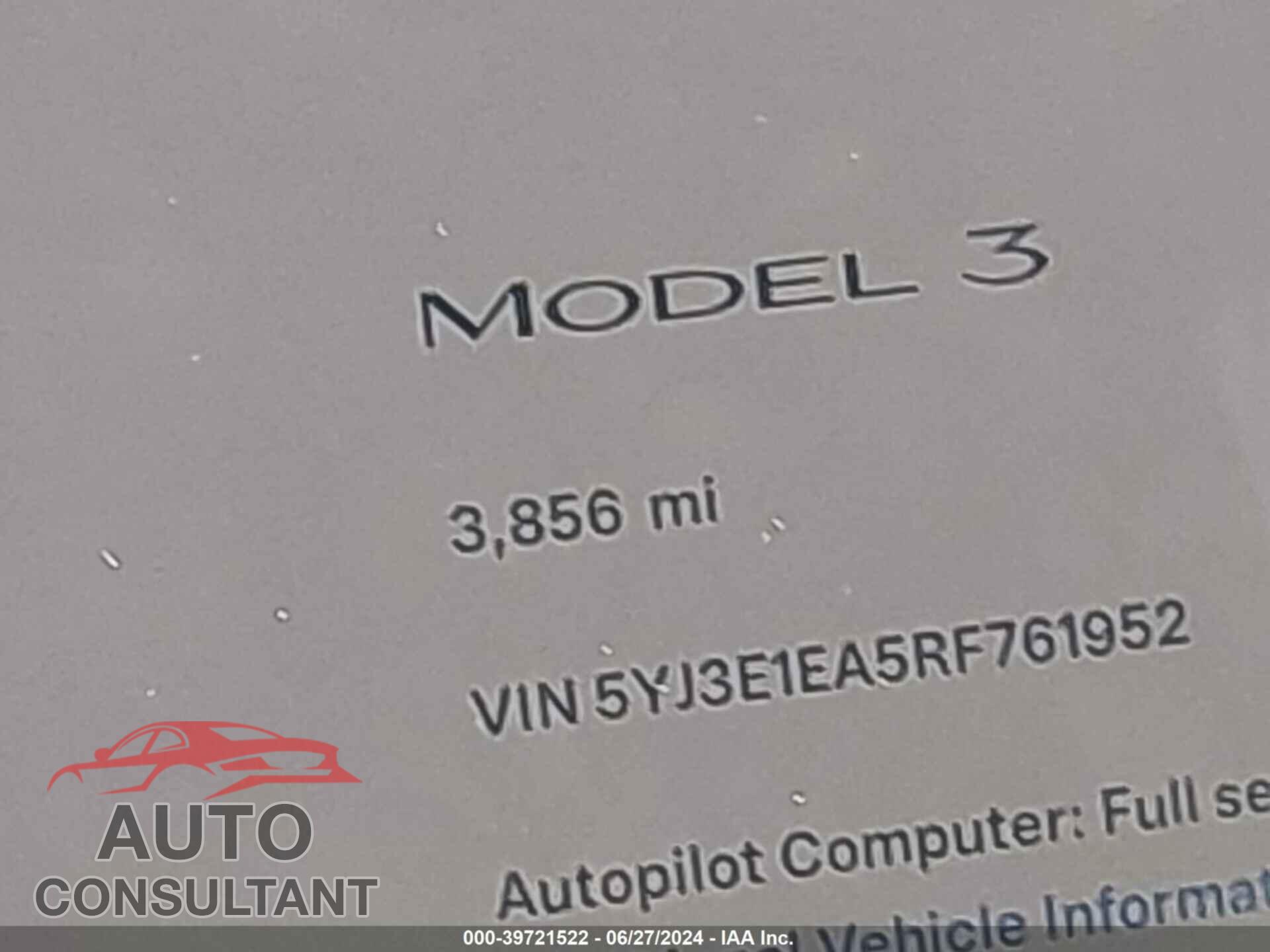 TESLA MODEL 3 2024 - 5YJ3E1EA5RF761952