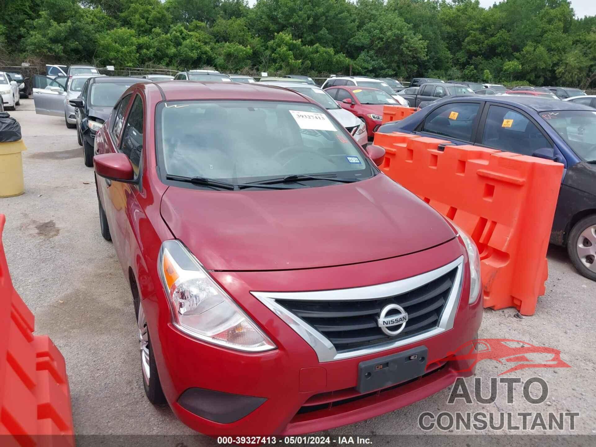 NISSAN VERSA 2017 - 3N1CN7AP0HL859027