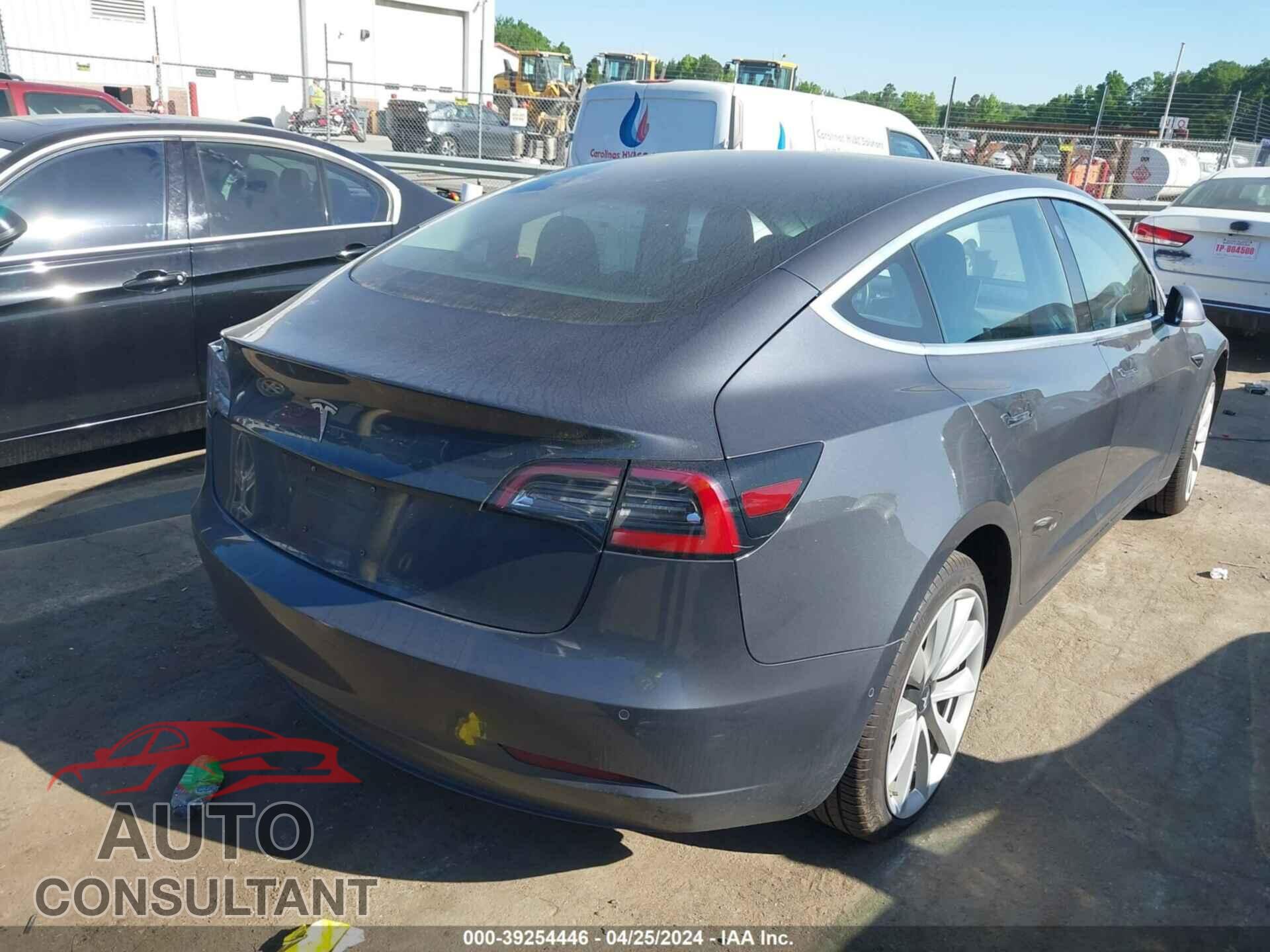 TESLA MODEL 3 2018 - 5YJ3E1EA3JF052764
