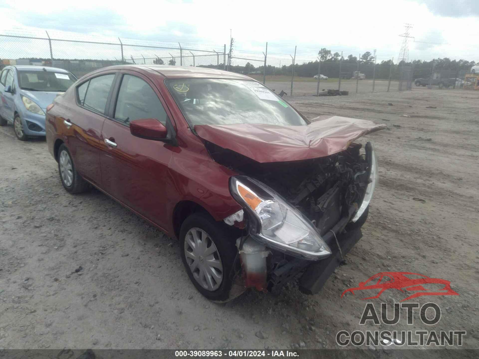 NISSAN VERSA 2018 - 3N1CN7AP8JK442640