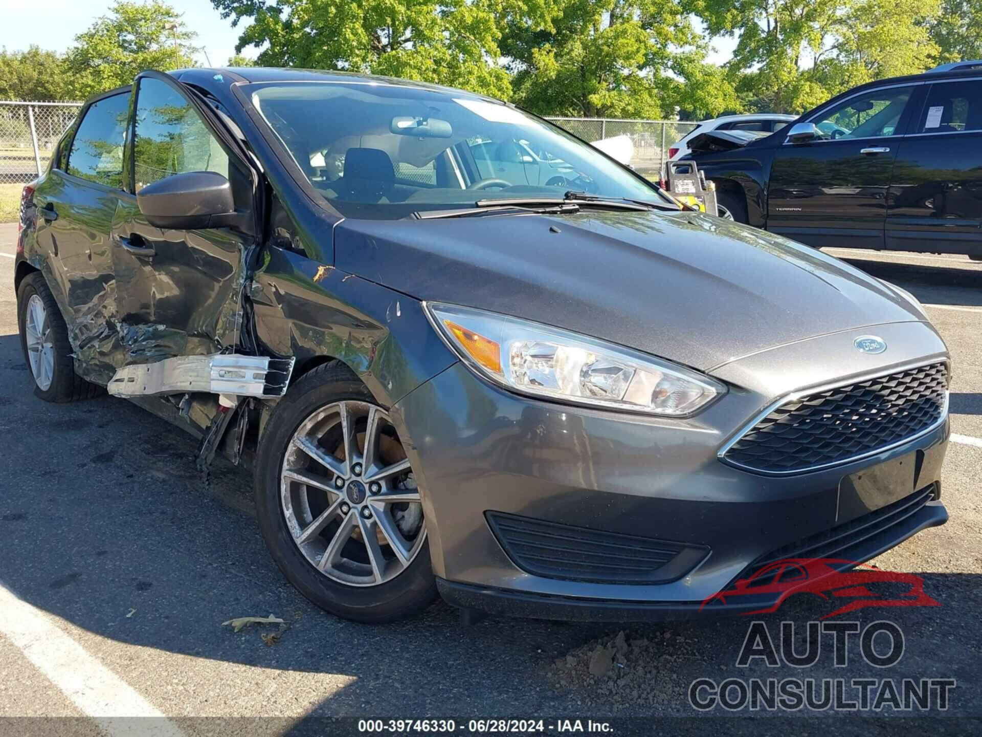 FORD FOCUS 2018 - 1FADP3K24JL318643