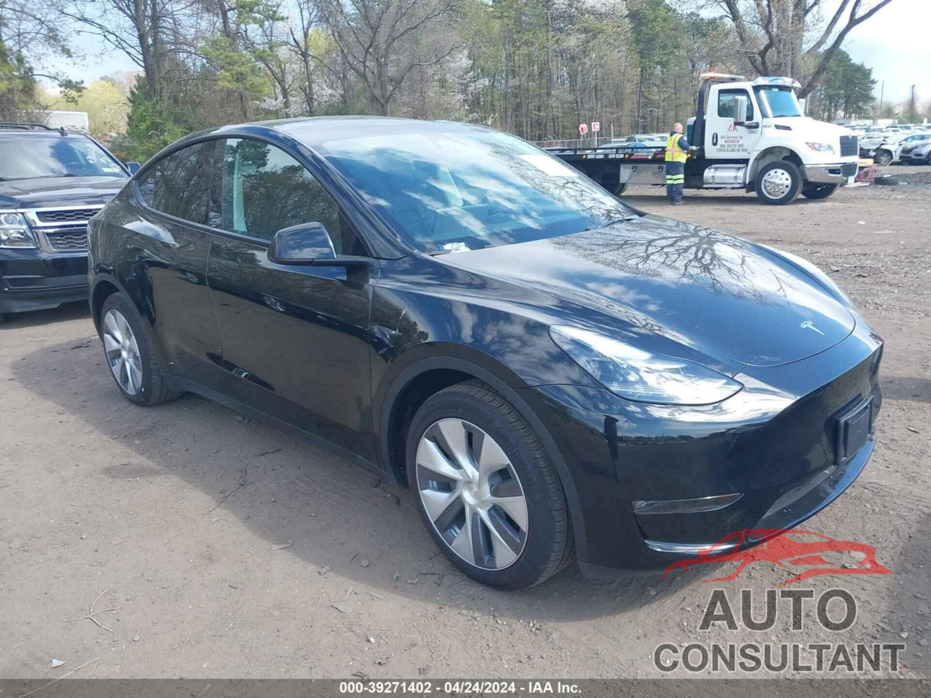 TESLA MODEL Y 2023 - 7SAYGAEE6PF929827