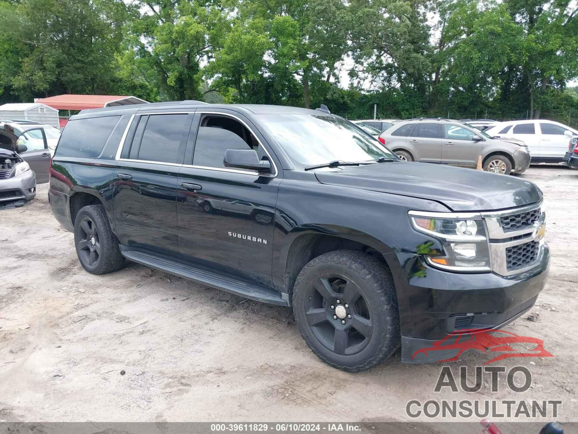 CHEVROLET SUBURBAN 2017 - 1GNSCHKCXHR180916