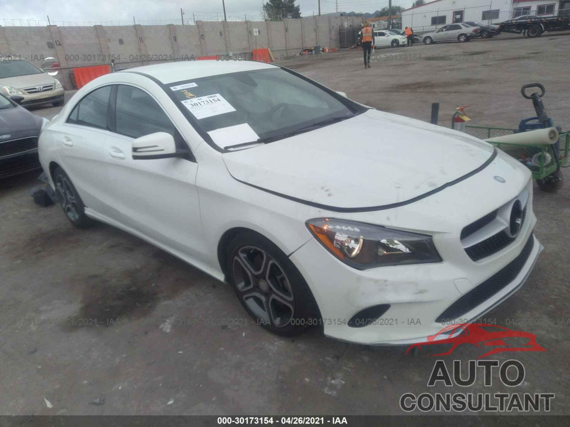 MERCEDES-BENZ CLA 2018 - WDDSJ4EB6JN513125