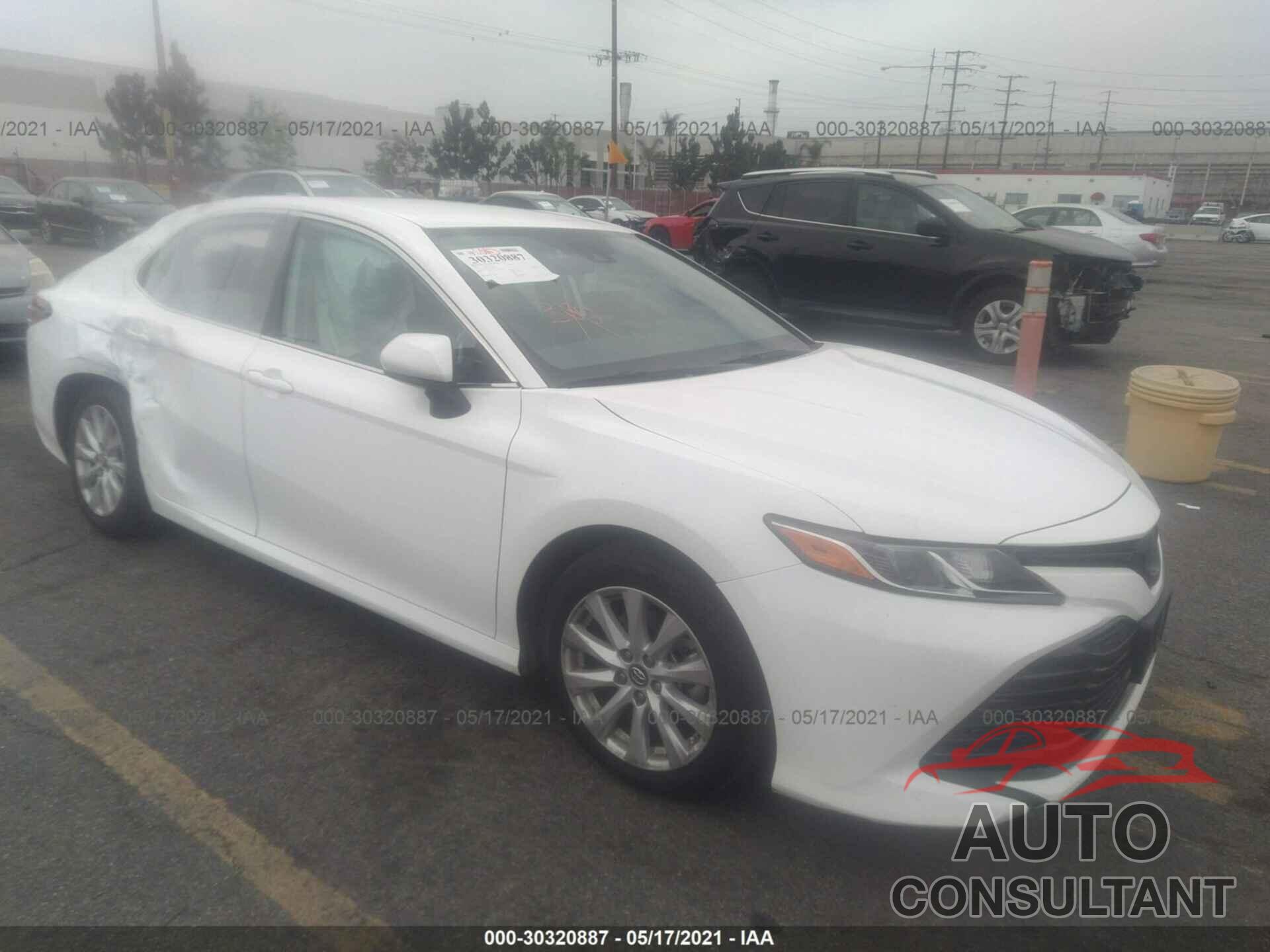 TOYOTA CAMRY 2019 - 4T1B11HK3KU237560