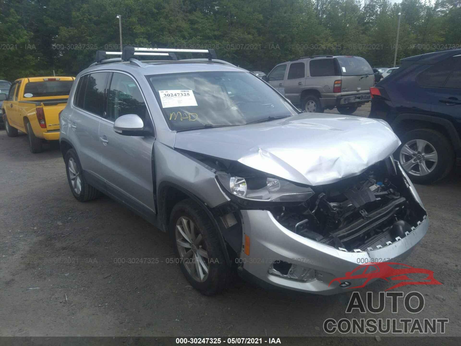 VOLKSWAGEN TIGUAN 2017 - WVGSV7AX7HK015055