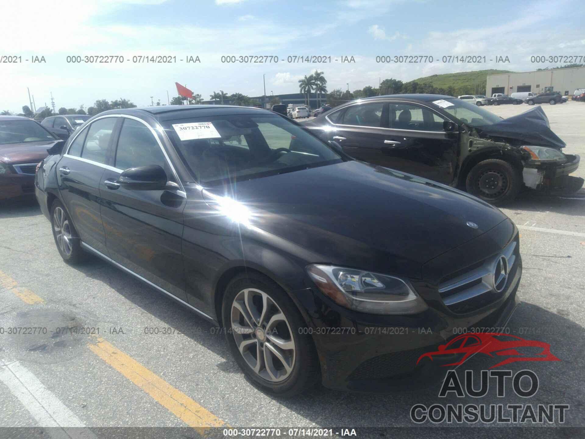 MERCEDES-BENZ C-CLASS 2017 - 55SWF4JB6HU199695