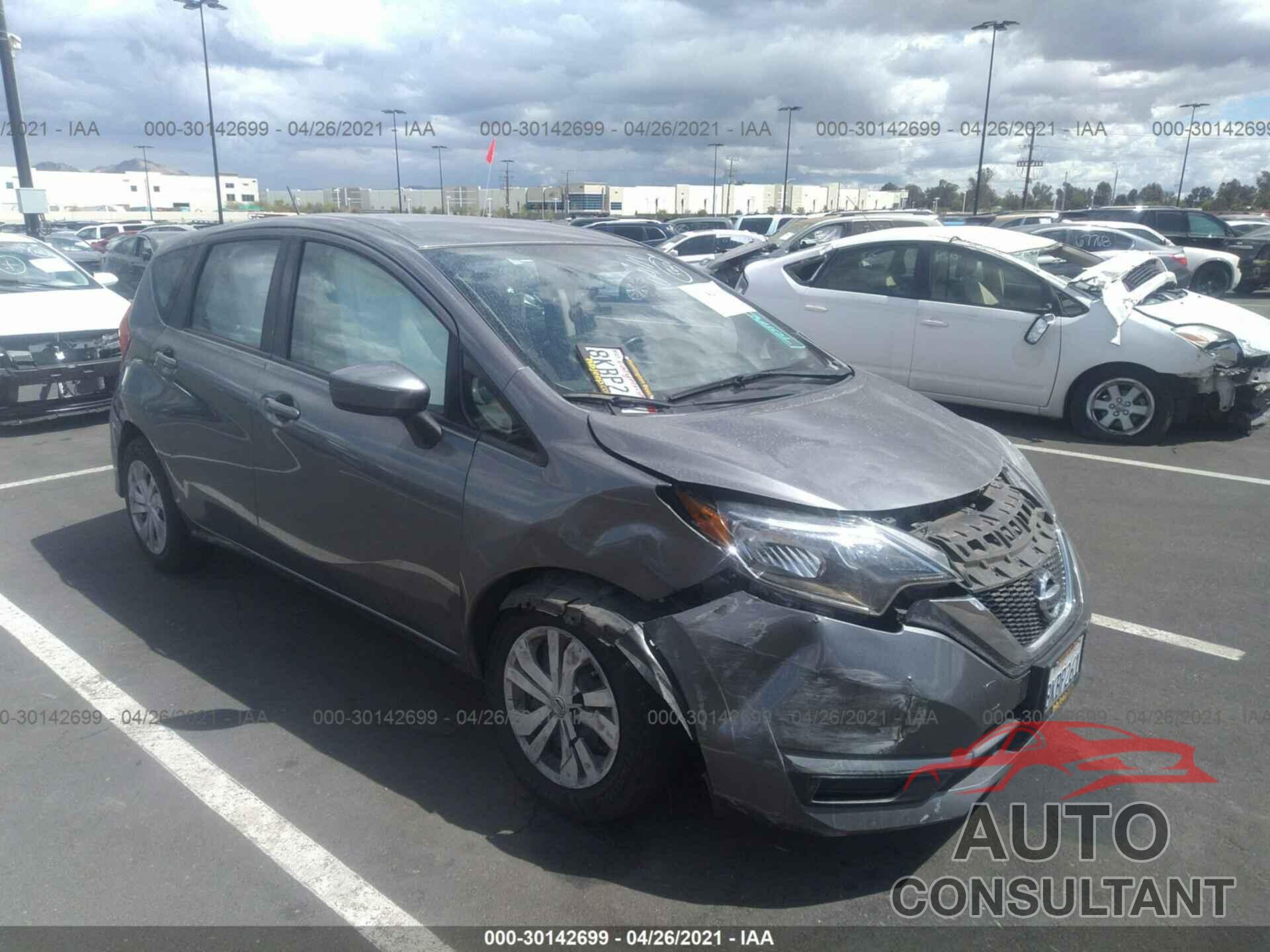 NISSAN VERSA NOTE 2017 - 3N1CE2CP1HL365212