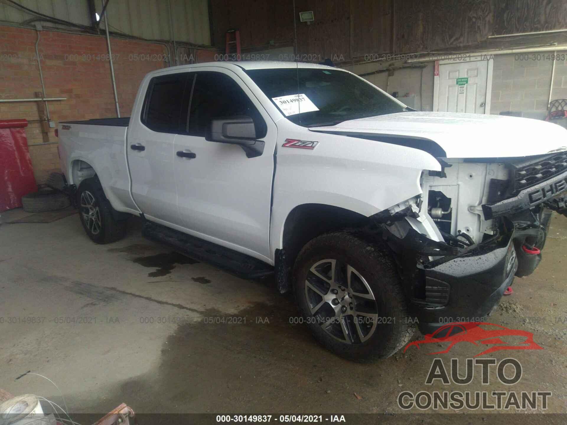 CHEVROLET SILVERADO 1500 2020 - 1GCRYCEF7LZ260684
