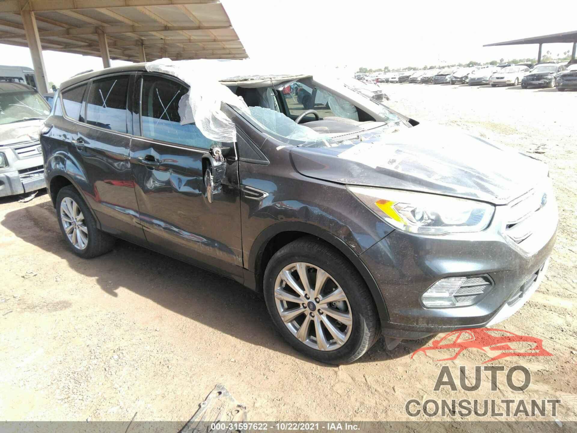 FORD ESCAPE 2017 - 1FMCU0J90HUF11108