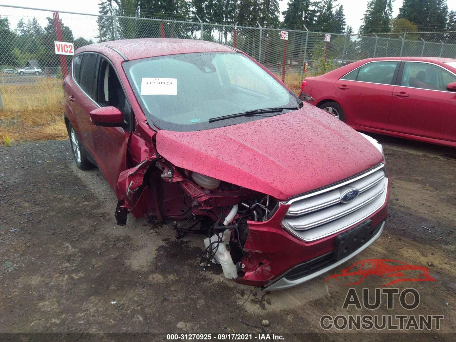 FORD ESCAPE 2019 - 1FMCU9GD1KUA64182
