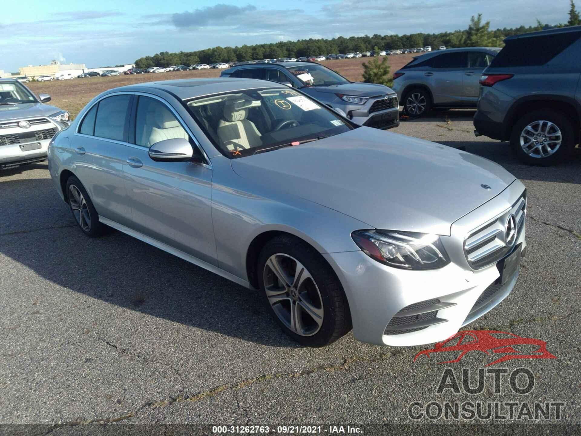 MERCEDES-BENZ E-CLASS 2019 - WDDZF4KB5KA640994