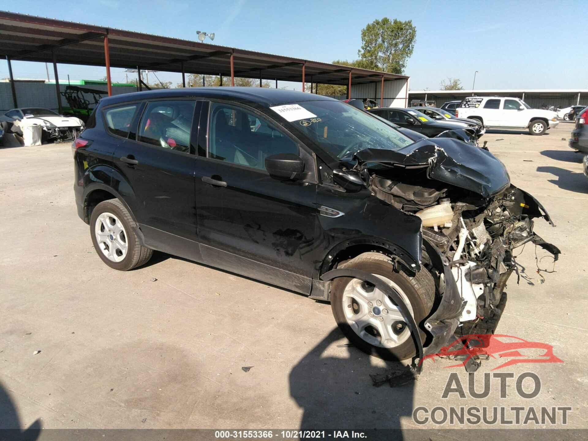 FORD ESCAPE 2017 - 1FMCU0F73HUC00540