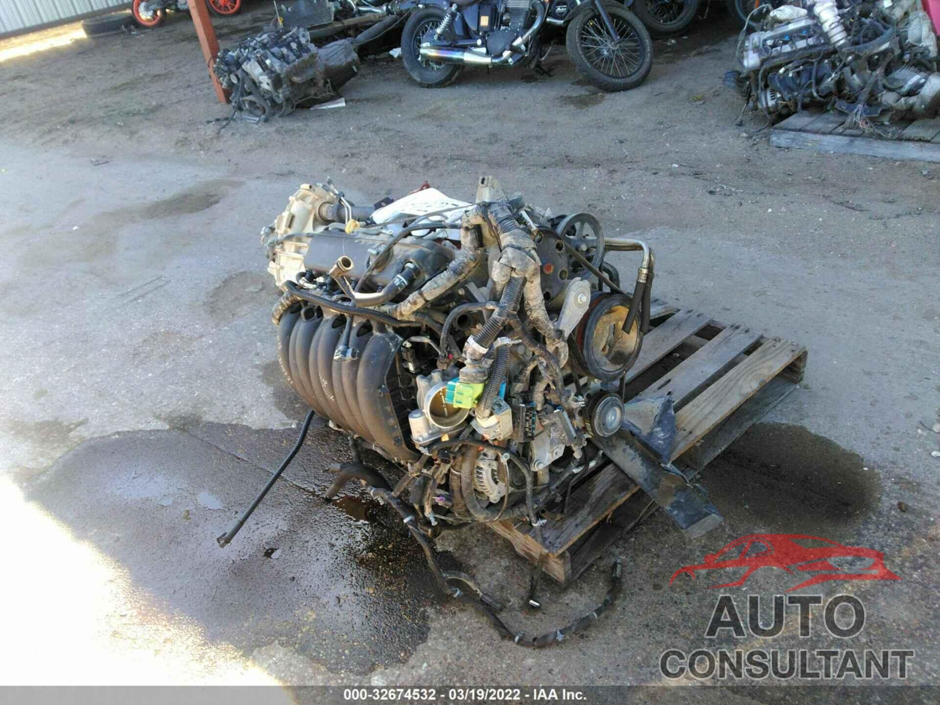 CHEVROLET SILVERADO 1500 2018 - 3GCUKREC3JG530172
