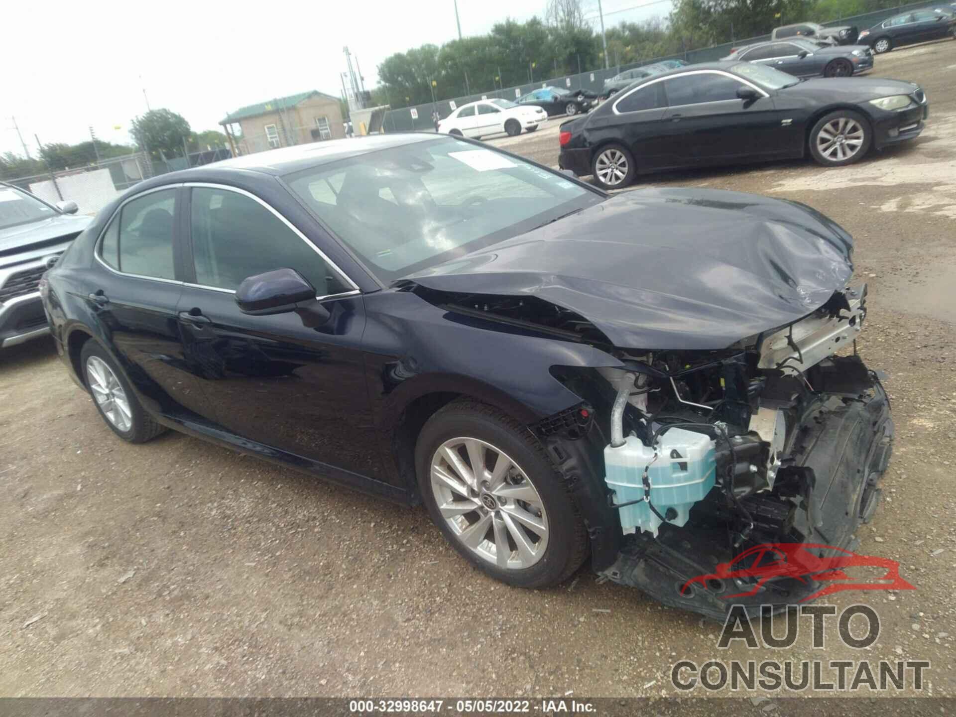 TOYOTA CAMRY 2021 - 4T1C11AK9MU538321