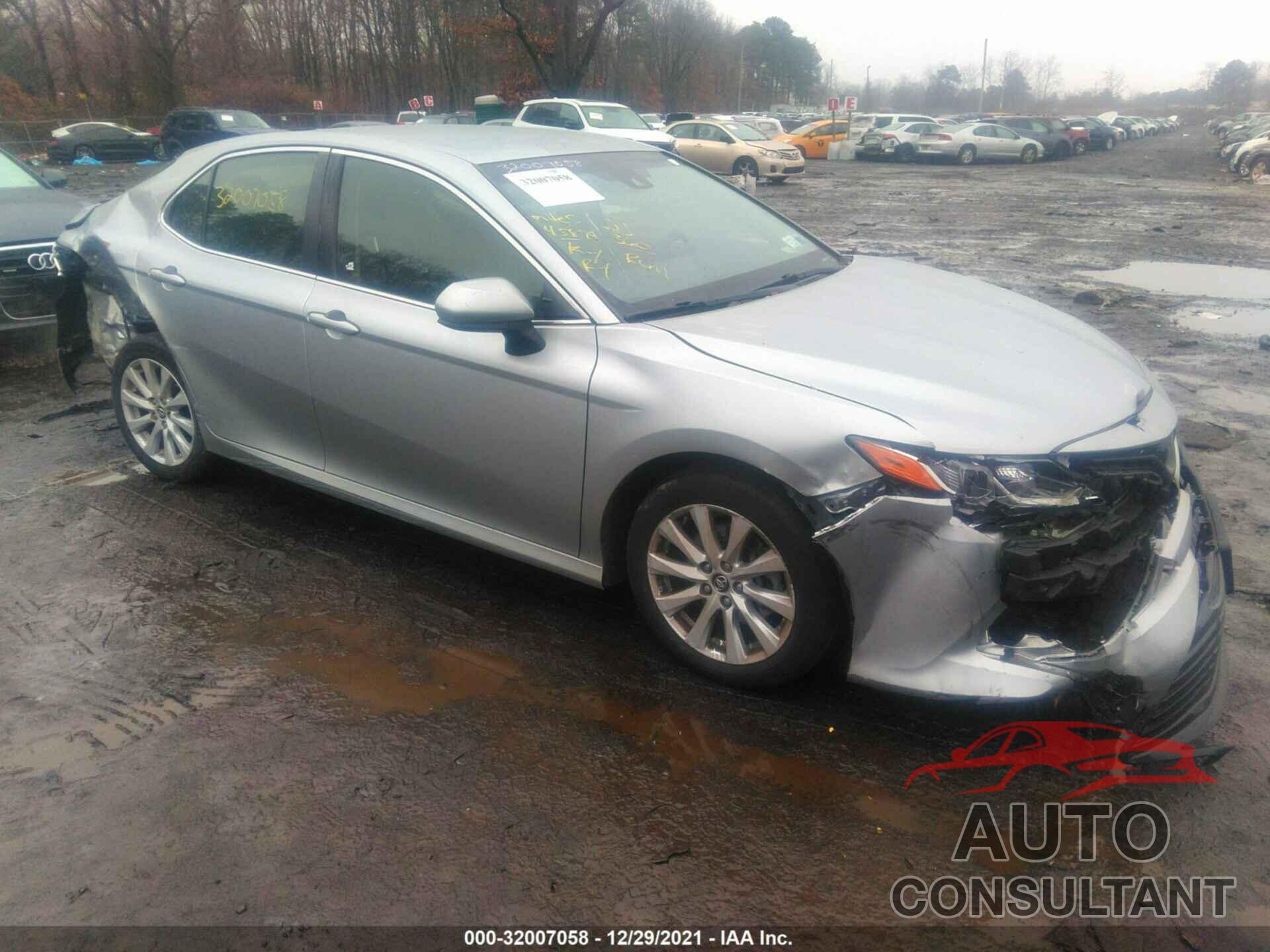 TOYOTA CAMRY 2018 - JTNB11HK7J3009016