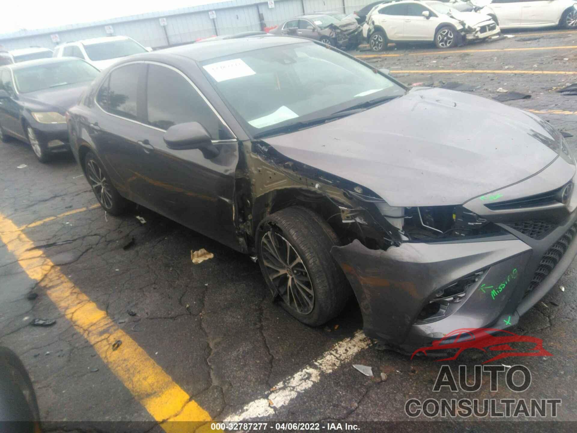 TOYOTA CAMRY 2020 - 4T1G11AK0LU979612