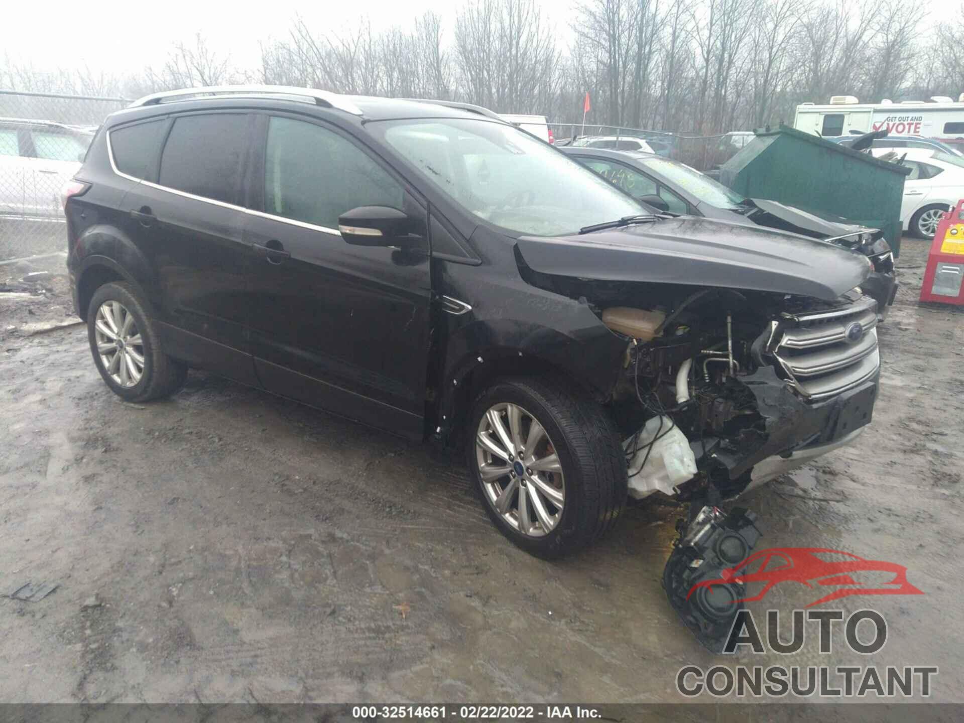 FORD ESCAPE 2017 - 1FMCU9J97HUB94433
