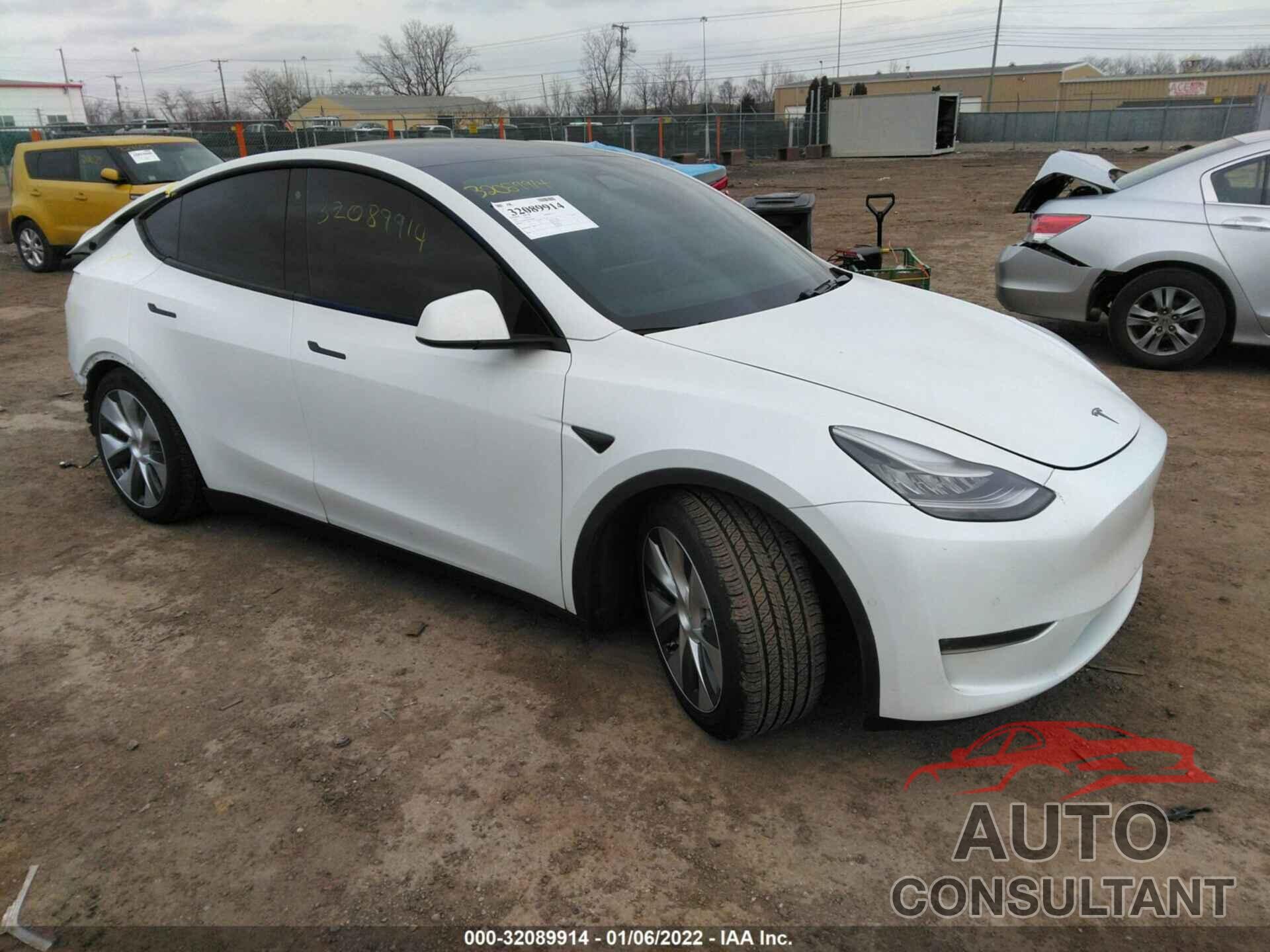 TESLA MODEL Y 2020 - 5YJYGDEE0LF038649