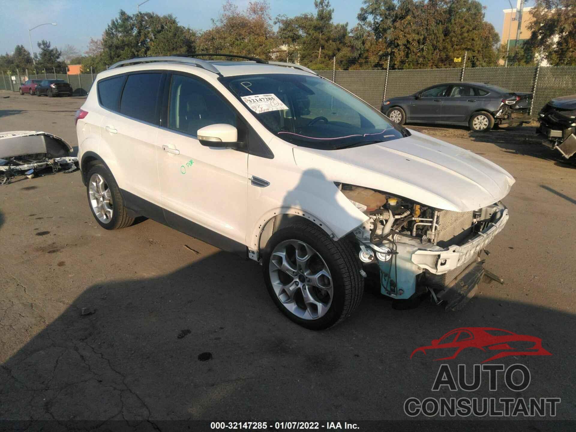 FORD ESCAPE 2016 - 1FMCU9J99GUA29501