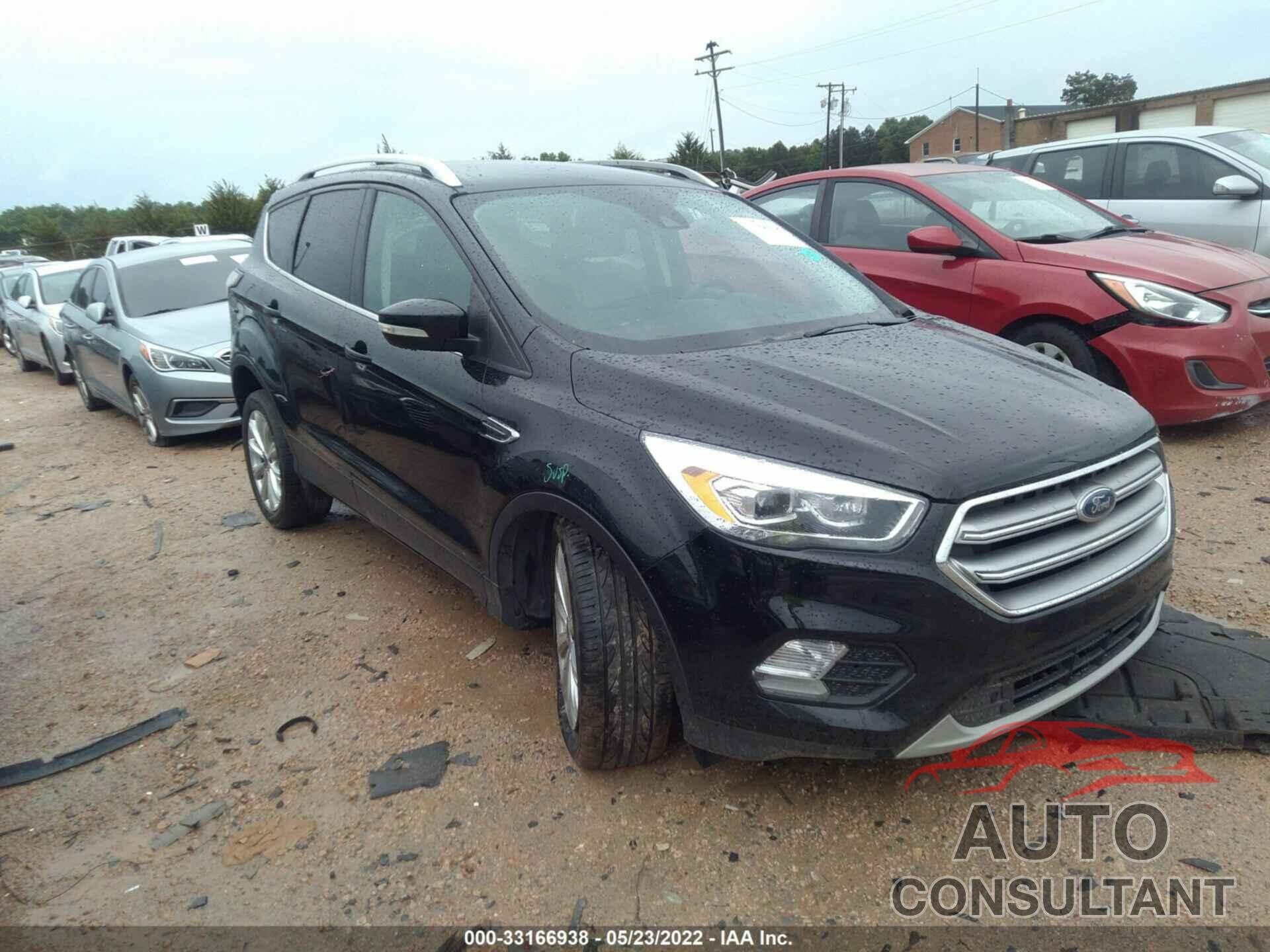 FORD ESCAPE 2017 - 1FMCU0JD0HUD26948