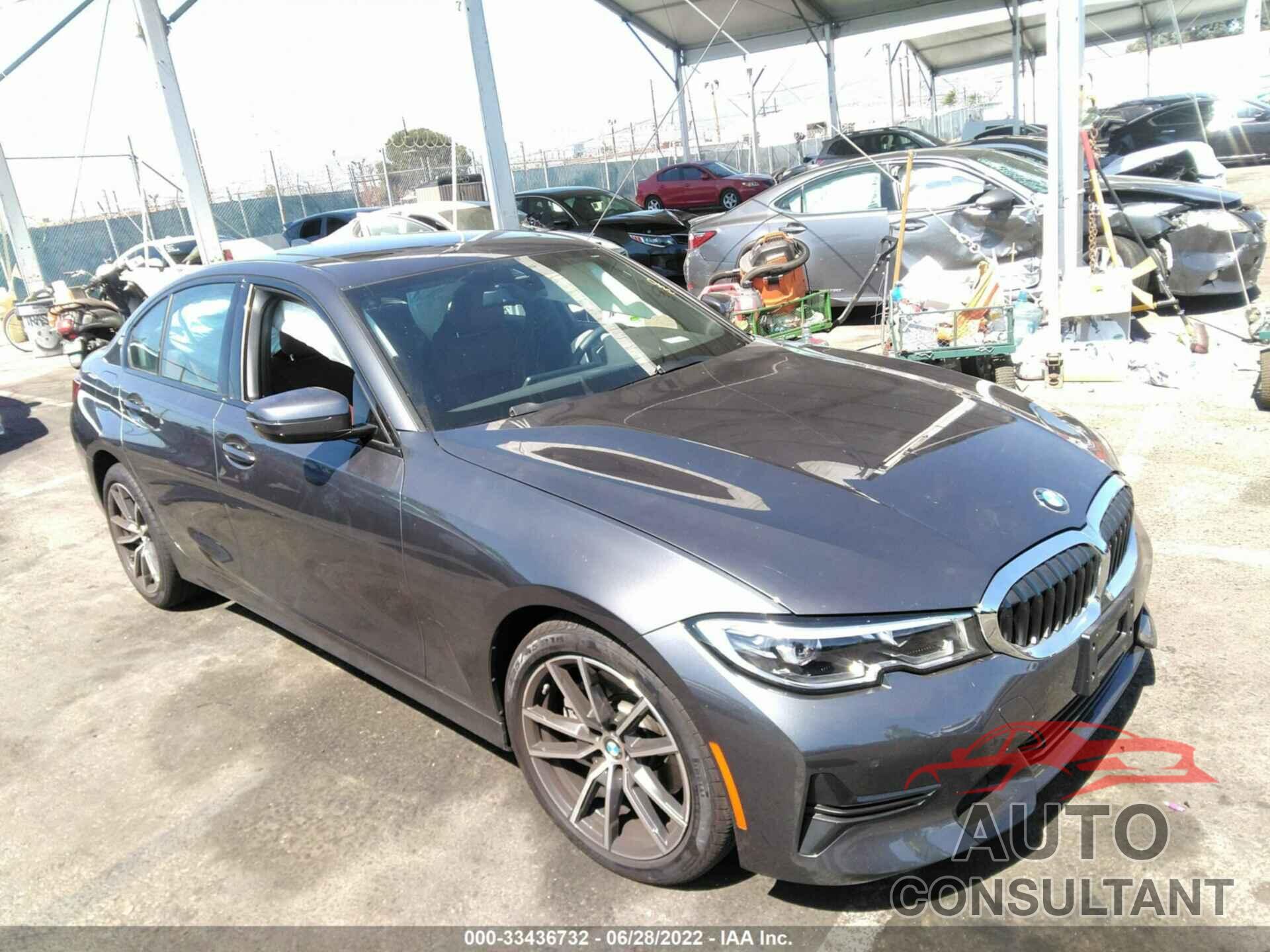 BMW 3 SERIES 2022 - 3MW5R1J04N8C41618