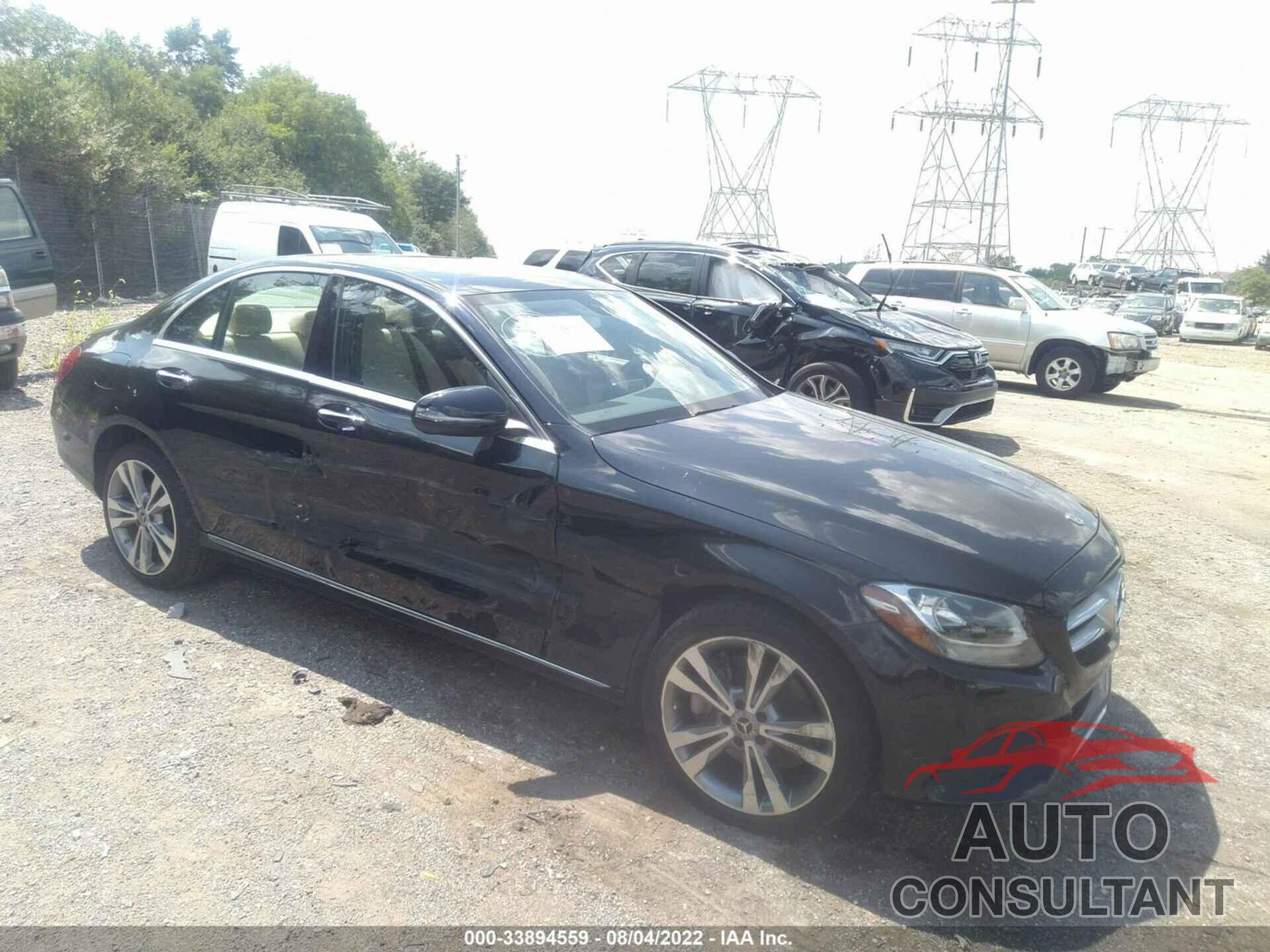 MERCEDES-BENZ C-CLASS 2018 - 55SWF4KB8JU260579