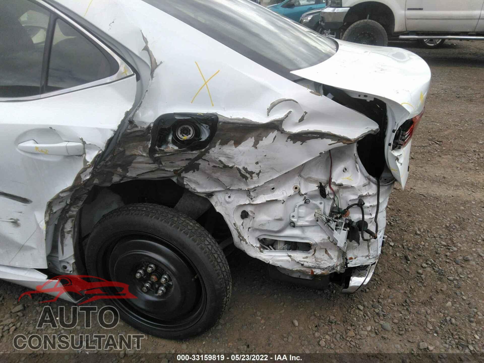 LEXUS IS 2017 - JTHCE1D27H5014331