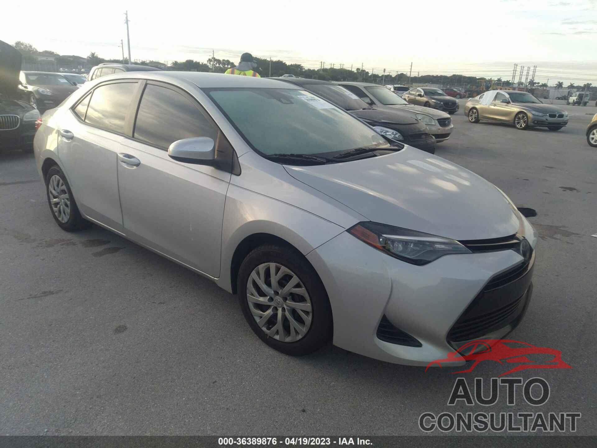 TOYOTA COROLLA 2019 - 2T1BURHE9KC164549