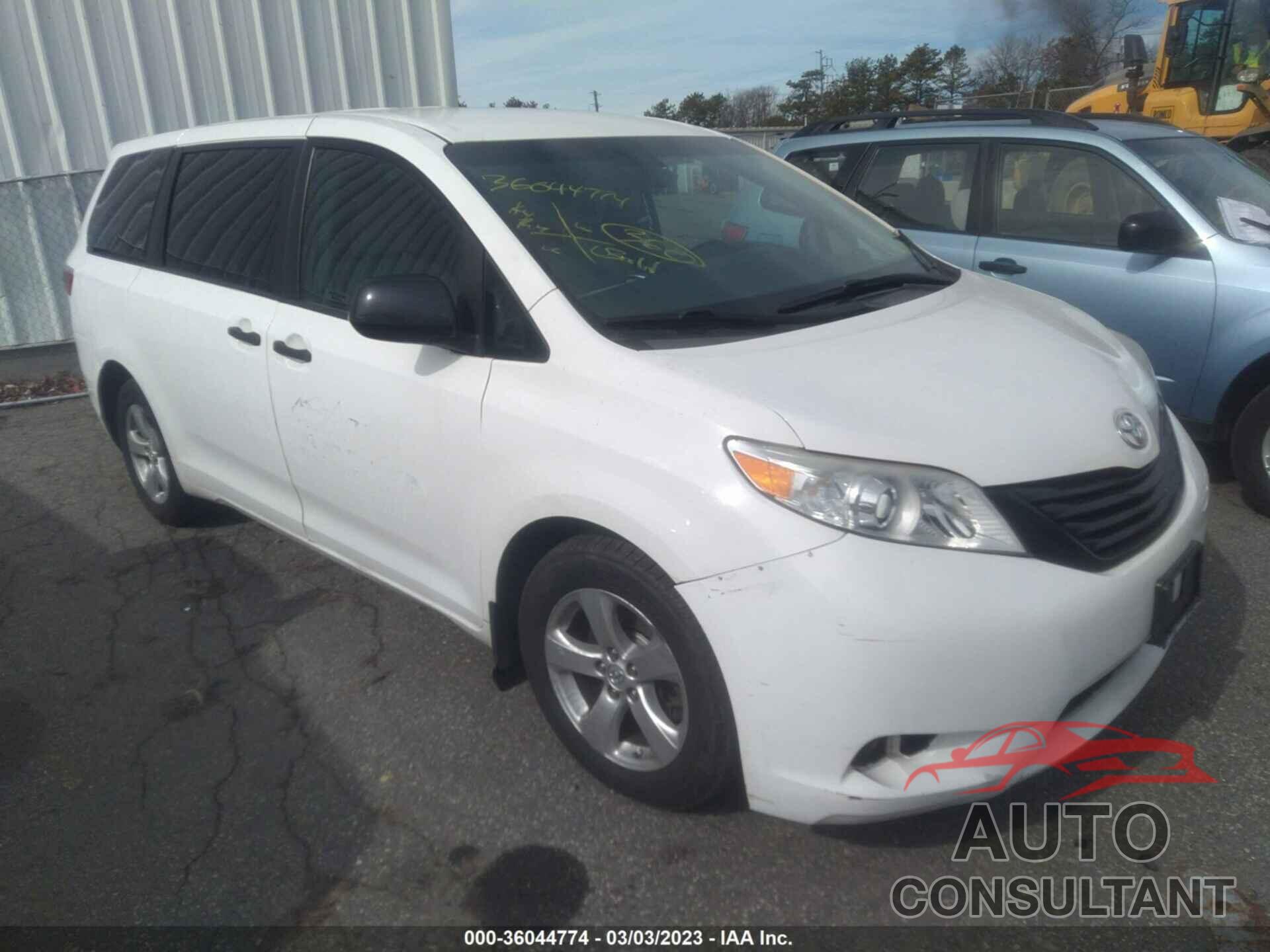 TOYOTA SIENNA 2017 - 5TDZZ3DC4HS850029