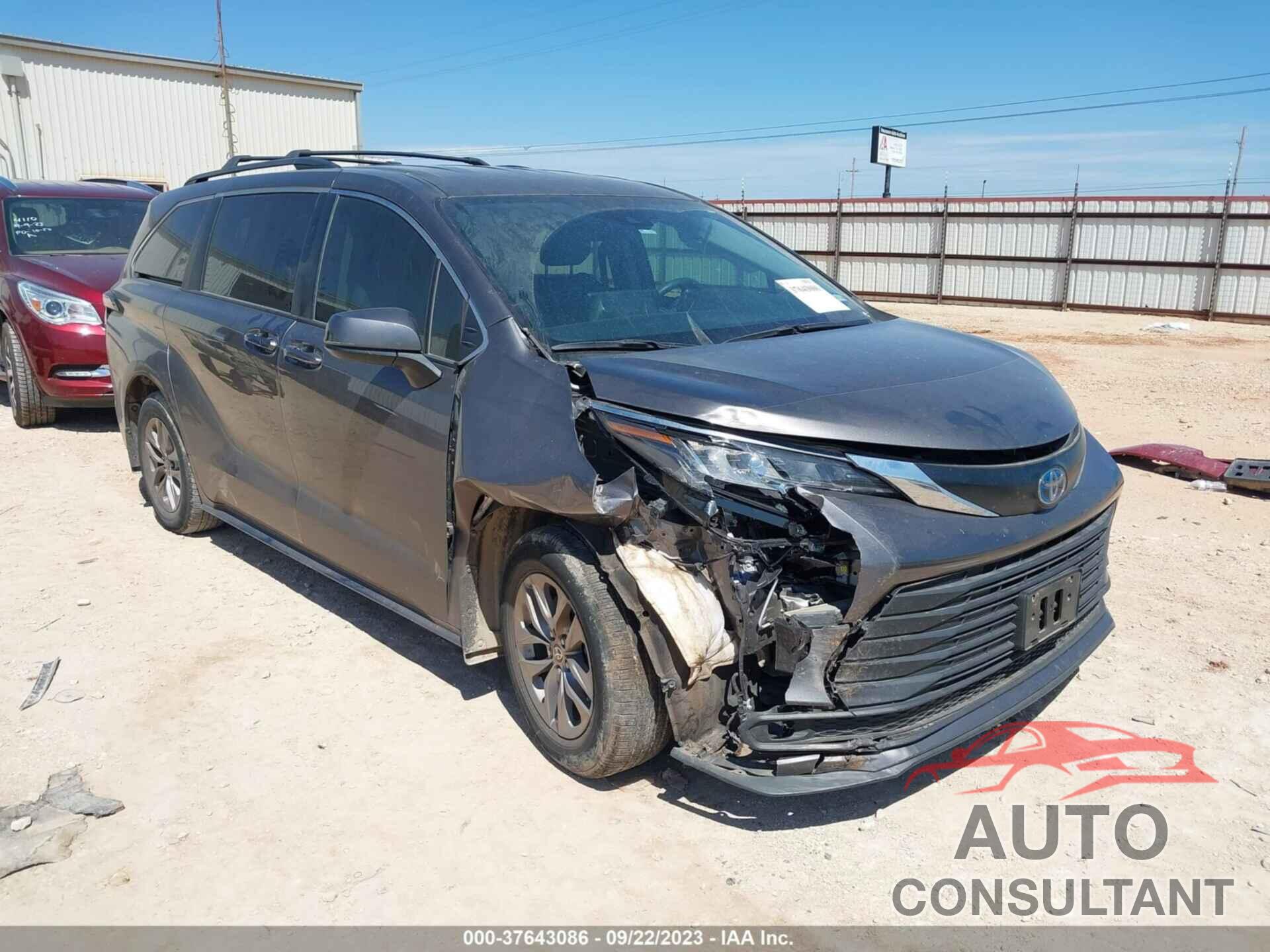 TOYOTA SIENNA 2022 - 5TDKRKEC3NS098720