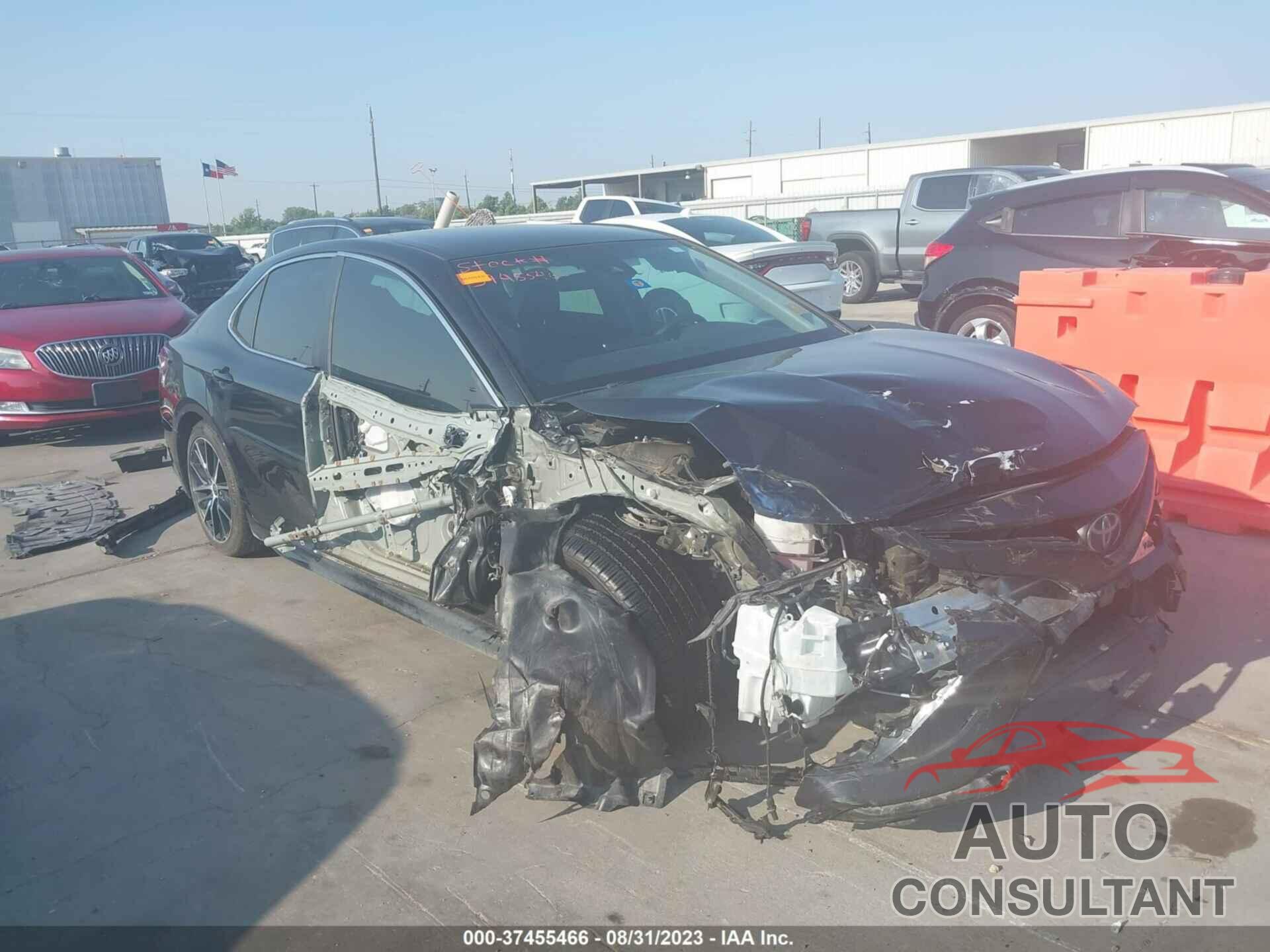 TOYOTA CAMRY 2021 - 4T1G11AK2MU419995